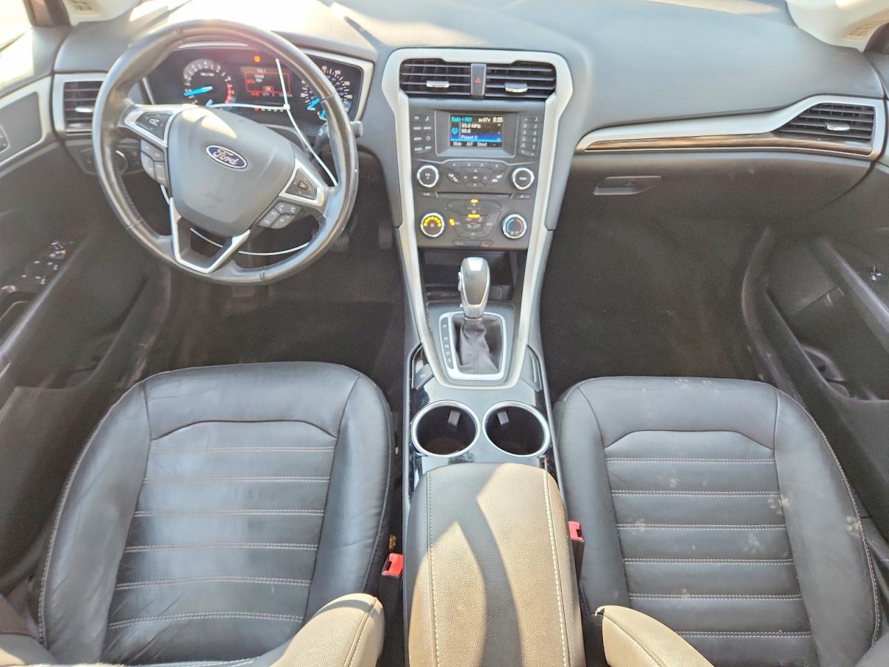 2014 Ford Fusion Se Red vin: 3FA6P0HD0ER100190