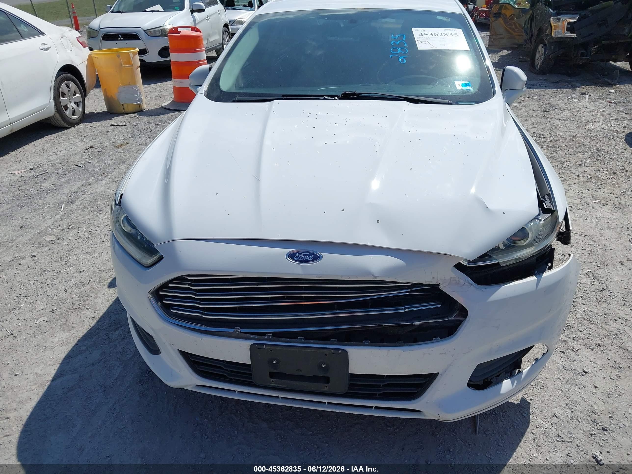 2014 Ford Fusion Se Белый vin: 3FA6P0HD0ER155531