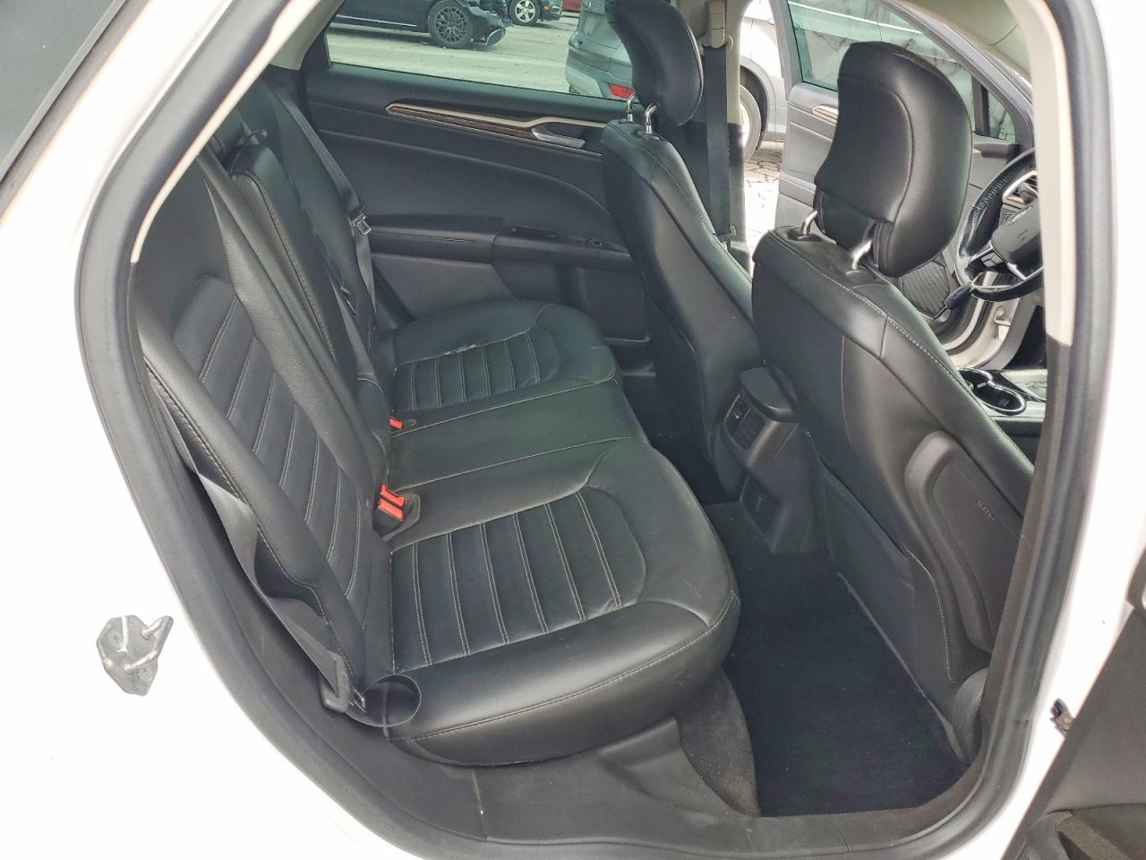 2014 Ford Fusion Se White vin: 3FA6P0HD0ER182227