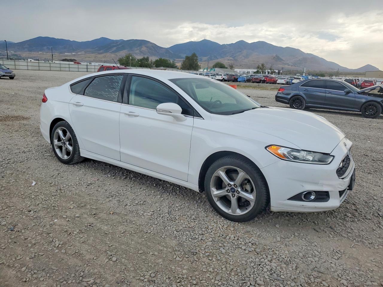 2014 Ford Fusion Se White vin: 3FA6P0HD0ER319635