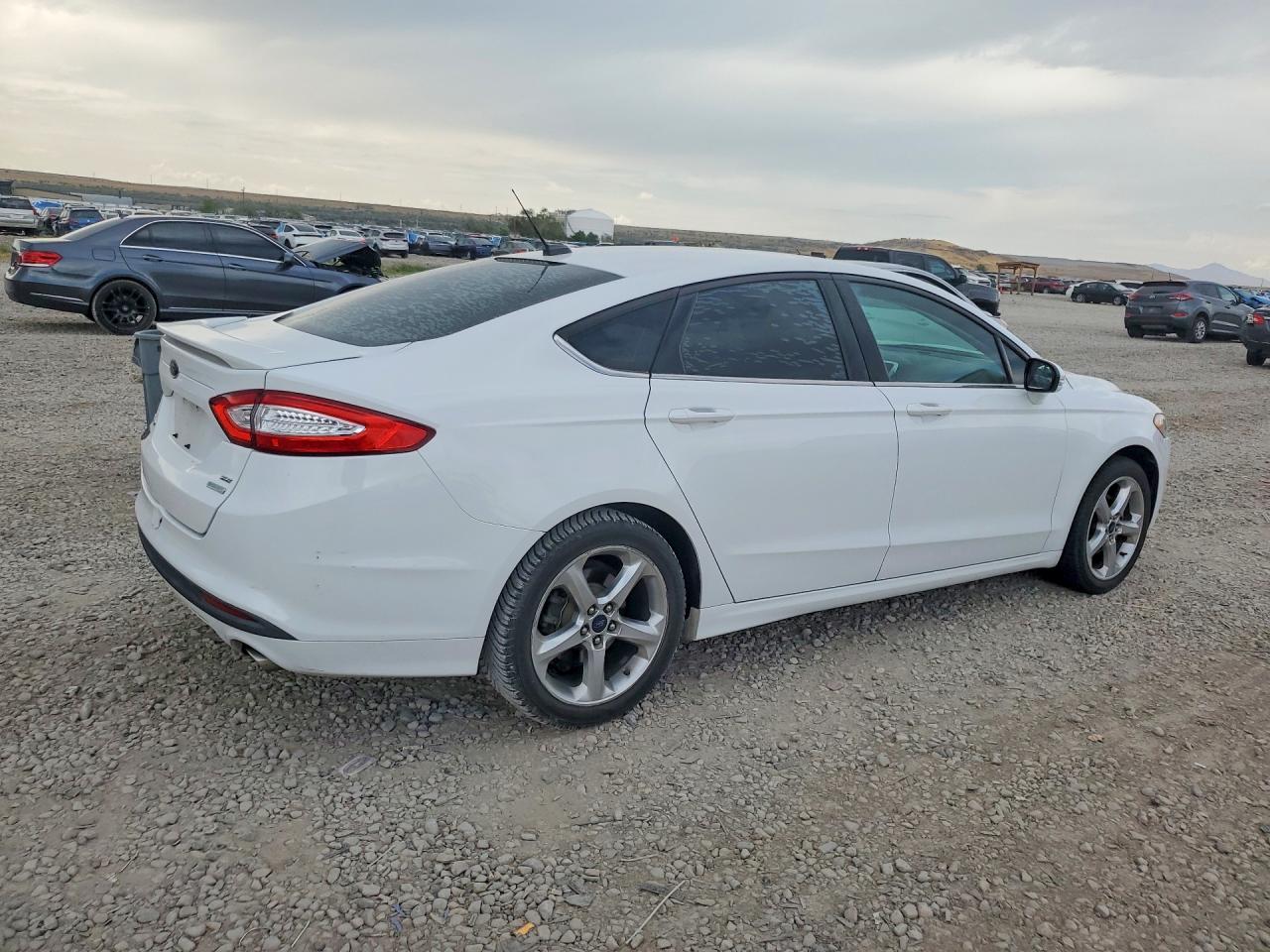 2014 Ford Fusion Se White vin: 3FA6P0HD0ER319635