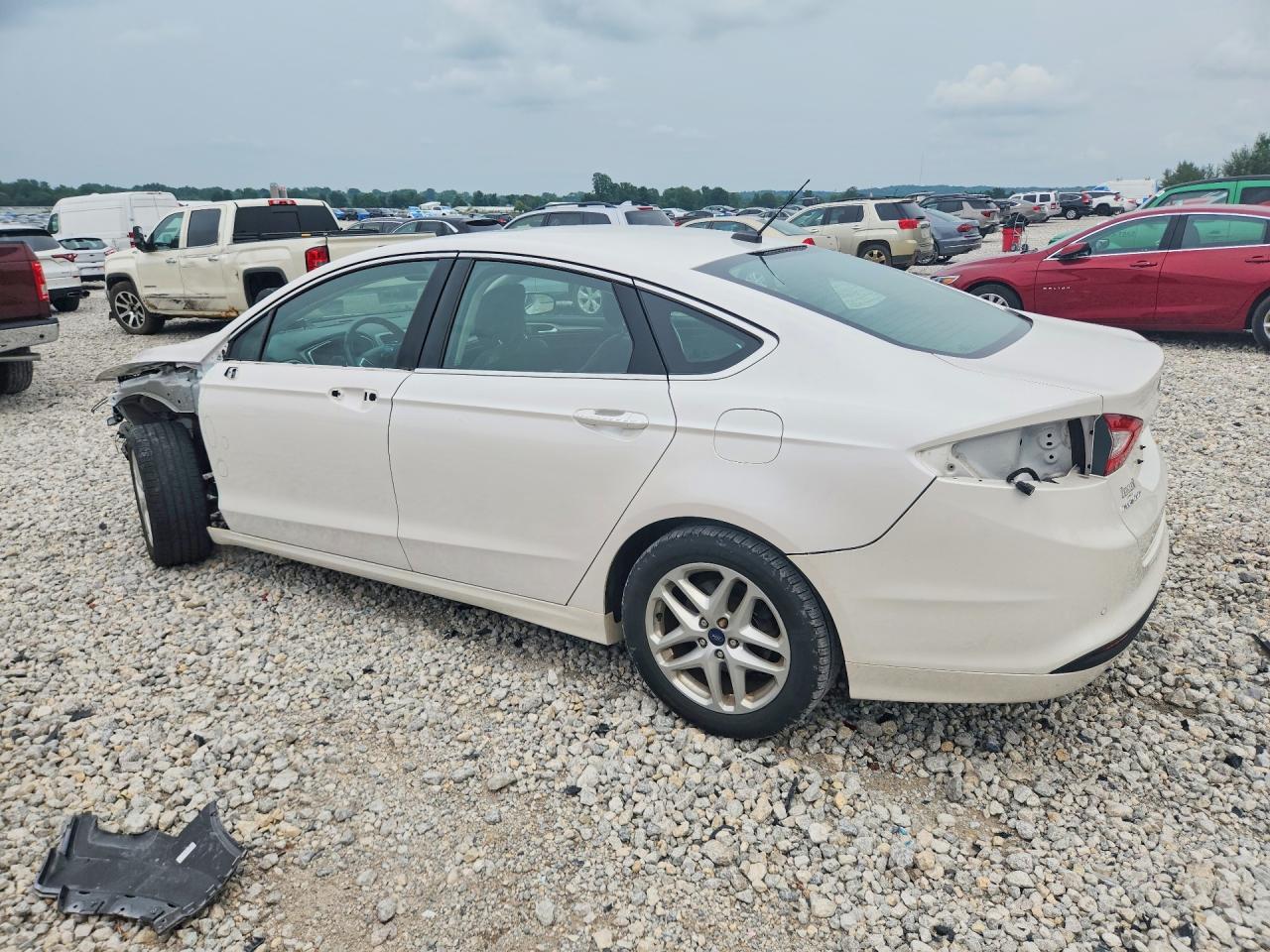 2014 Ford Fusion Se White vin: 3FA6P0HD0ER328402