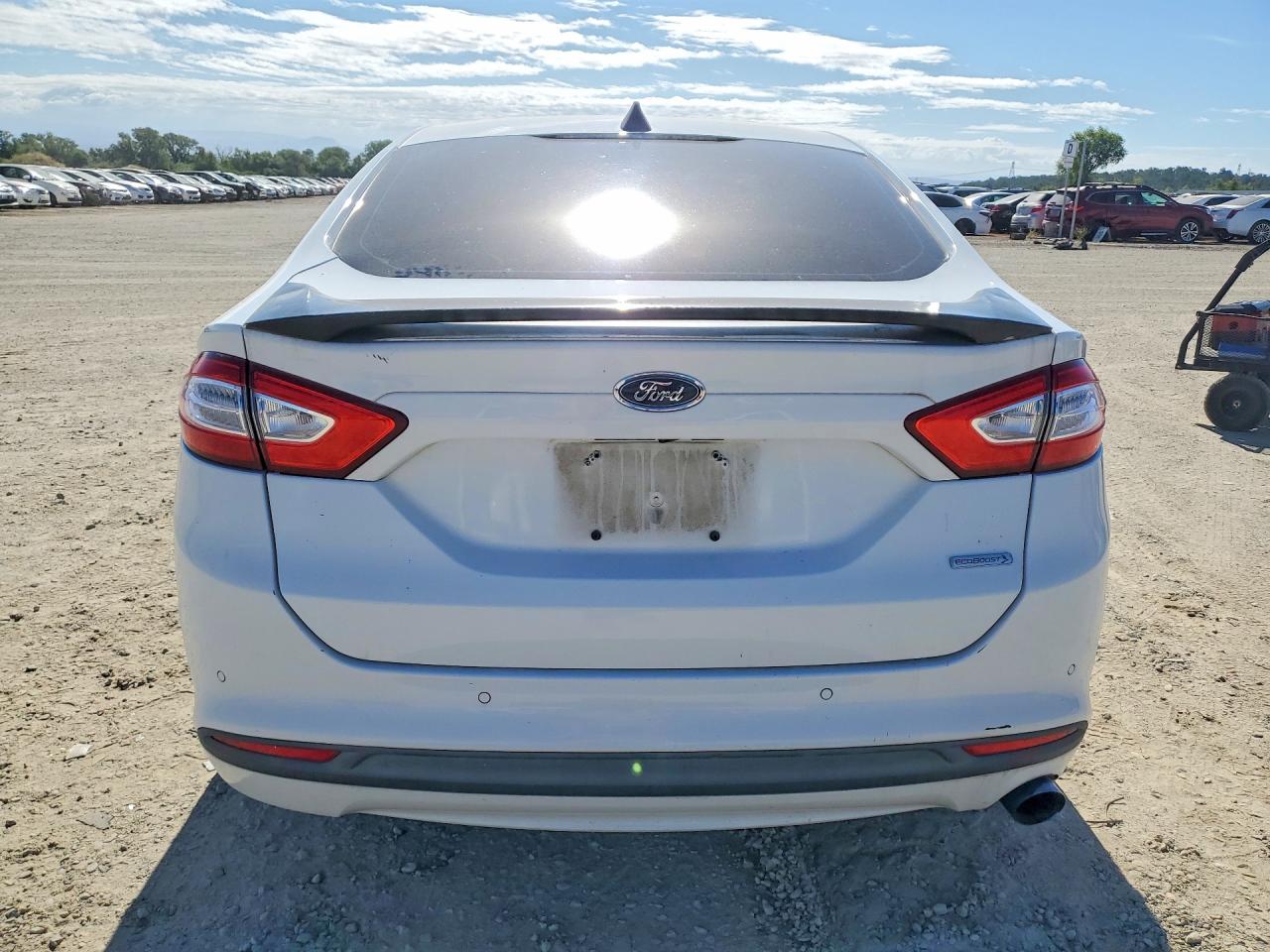 2014 Ford Fusion Se Белый vin: 3FA6P0HD0ER331509