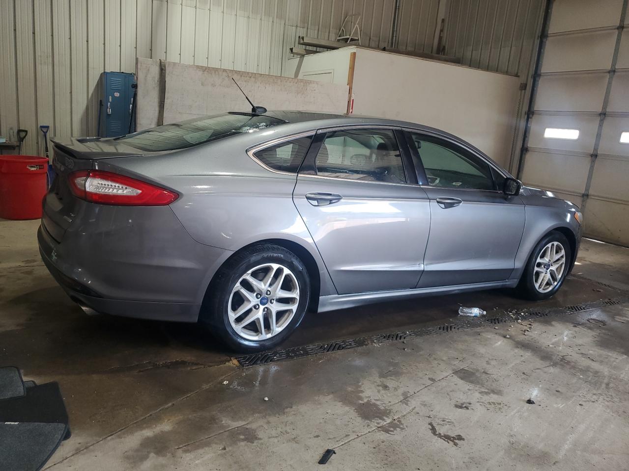2014 Ford Fusion Se Gray vin: 3FA6P0HD0ER382931 Damage: Right Rear Door, Dent(S) W/ Paint Dmg, 1 To 2 Inches