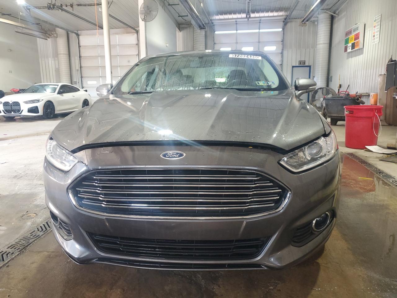 2014 Ford Fusion Se Gray vin: 3FA6P0HD0ER382931 Damage: Front Bumper, Cracked, 4 To 5 Inches