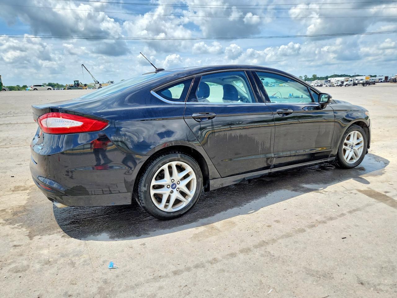 2014 Ford Fusion Se Черный vin: 3FA6P0HD0ER394416
