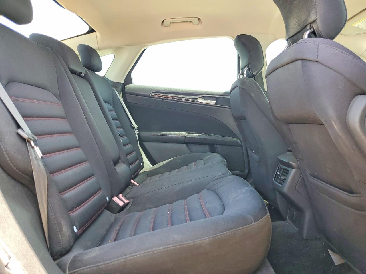 2015 Ford Fusion Se Gray vin: 3FA6P0HD0FR132249