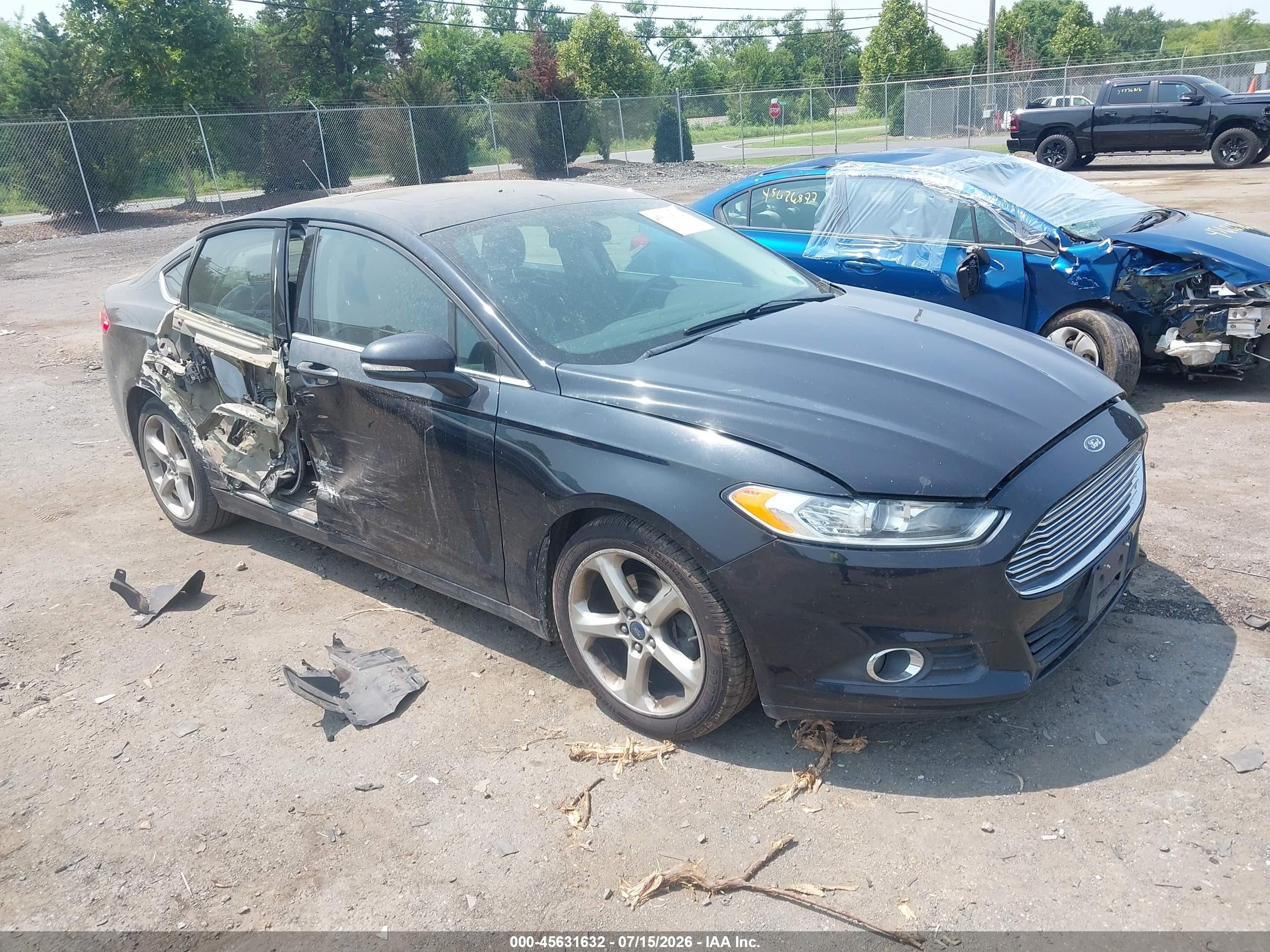 2015 Ford Fusion Se Черный vin: 3FA6P0HD0FR255565