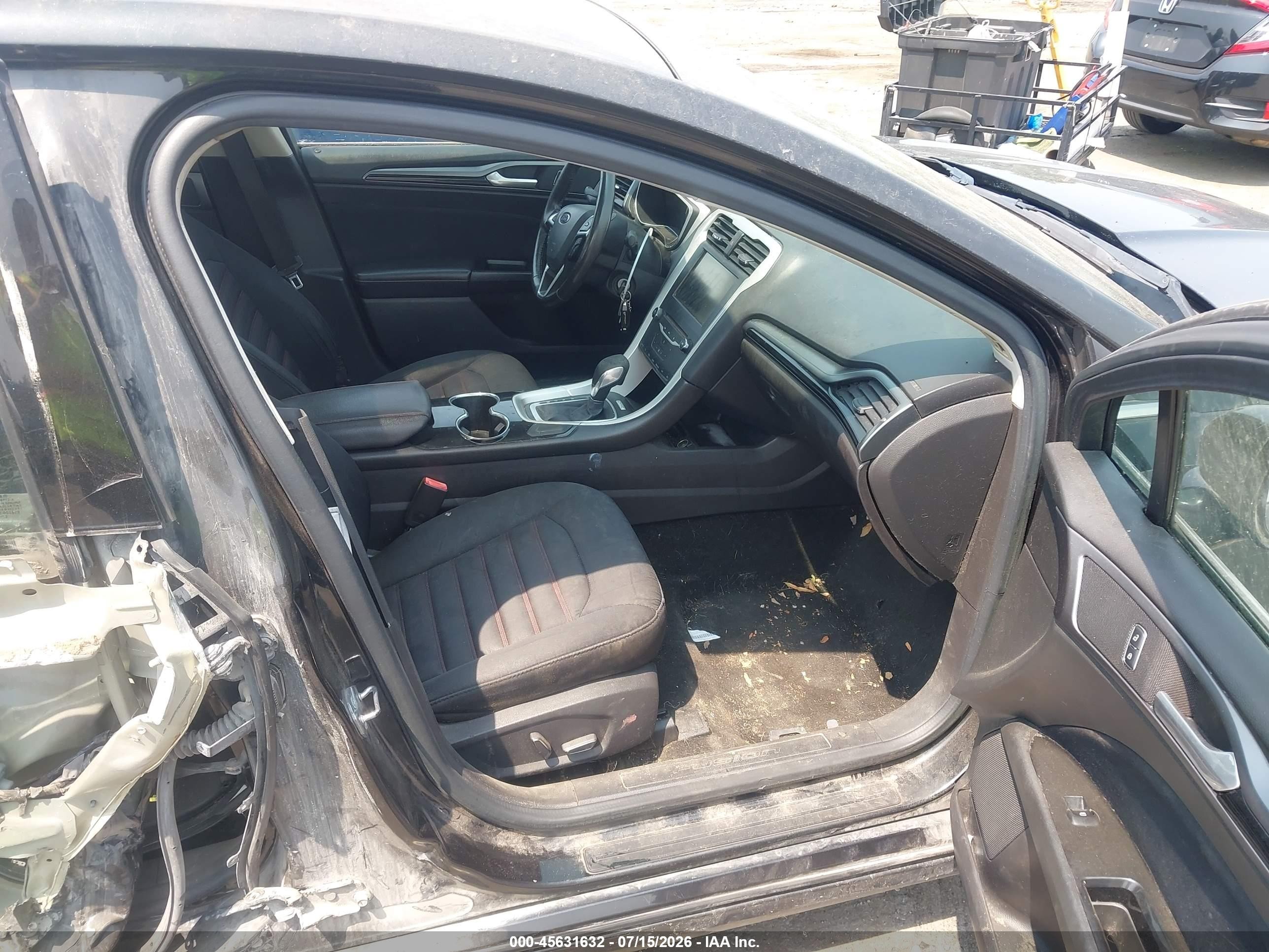 2015 Ford Fusion Se Черный vin: 3FA6P0HD0FR255565