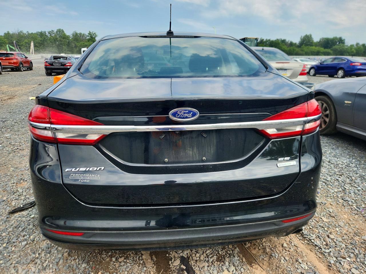 2017 Ford Fusion Se Black vin: 3FA6P0HD0HR138930