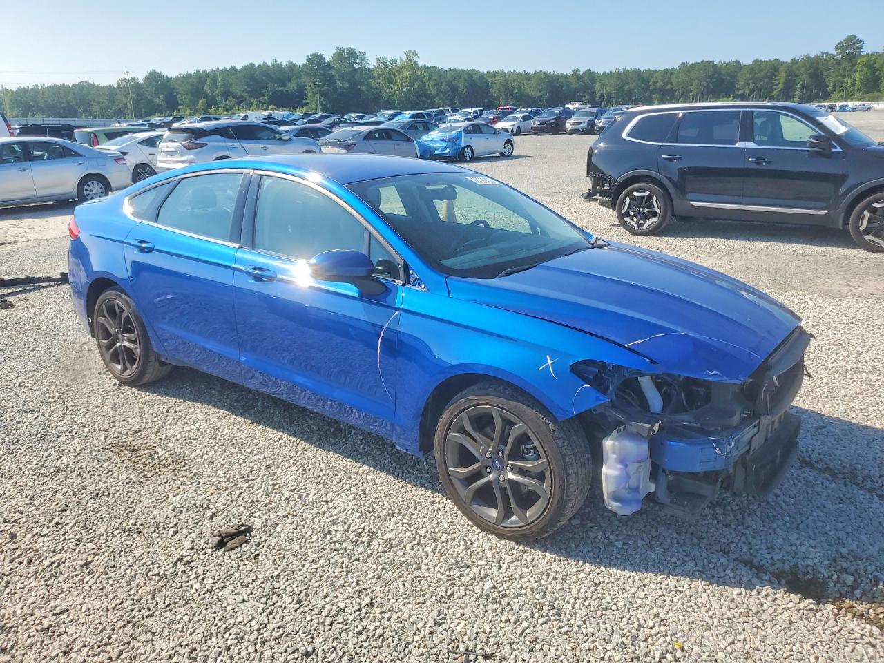 2018 Ford Fusion Se Blue vin: 3FA6P0HD0JR179032