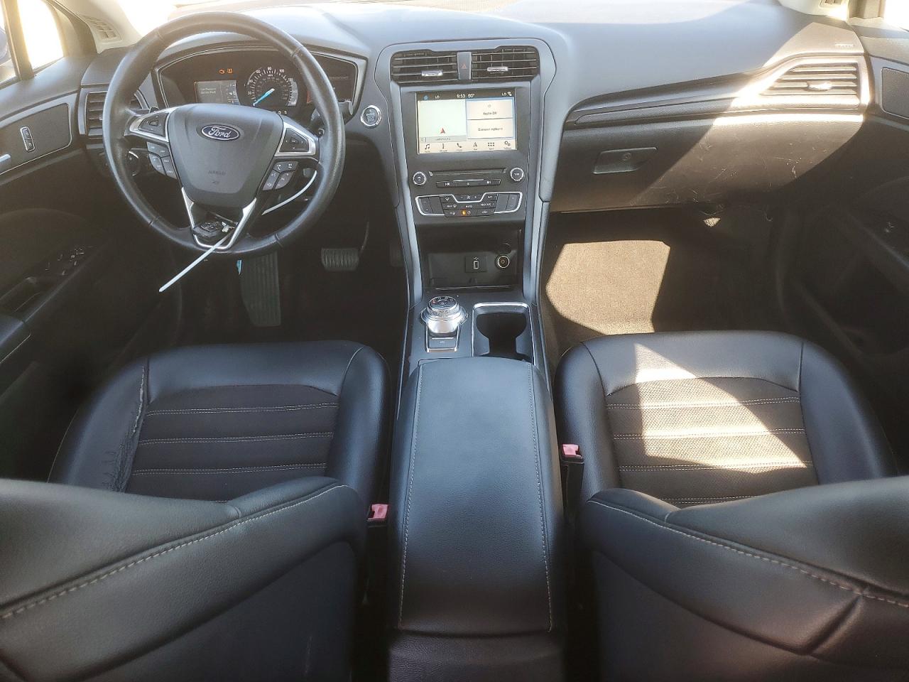 2018 Ford Fusion Se Blue vin: 3FA6P0HD0JR179032