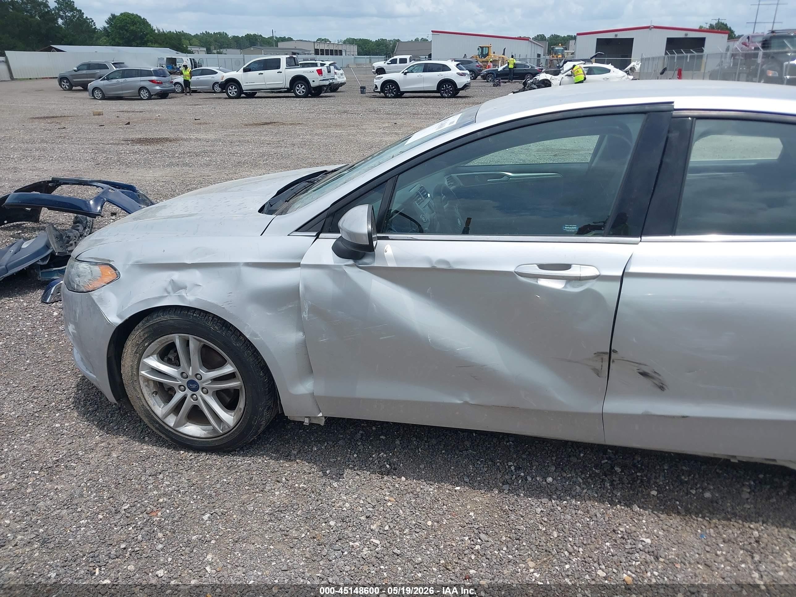2018 Ford Fusion Se Silver vin: 3FA6P0HD0JR281785