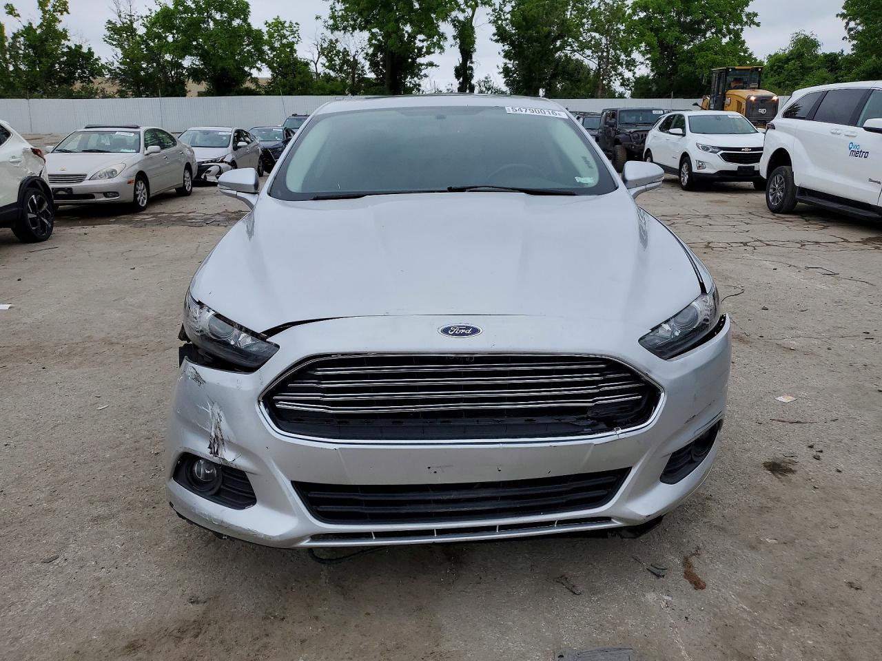 2014 Ford Fusion Se Серебряный vin: 3FA6P0HD1ER141234