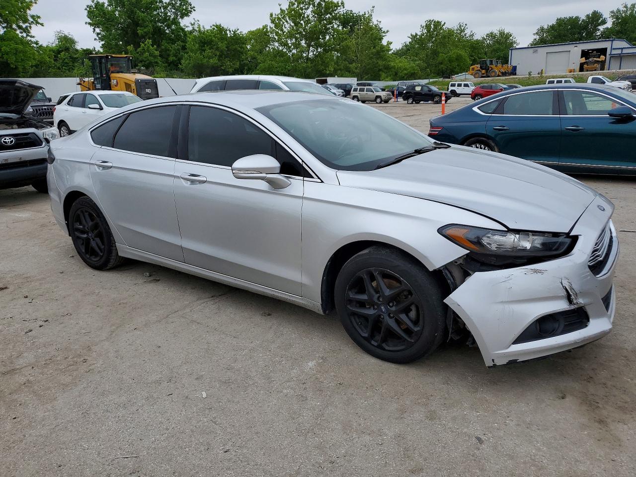 2014 Ford Fusion Se Серебряный vin: 3FA6P0HD1ER141234