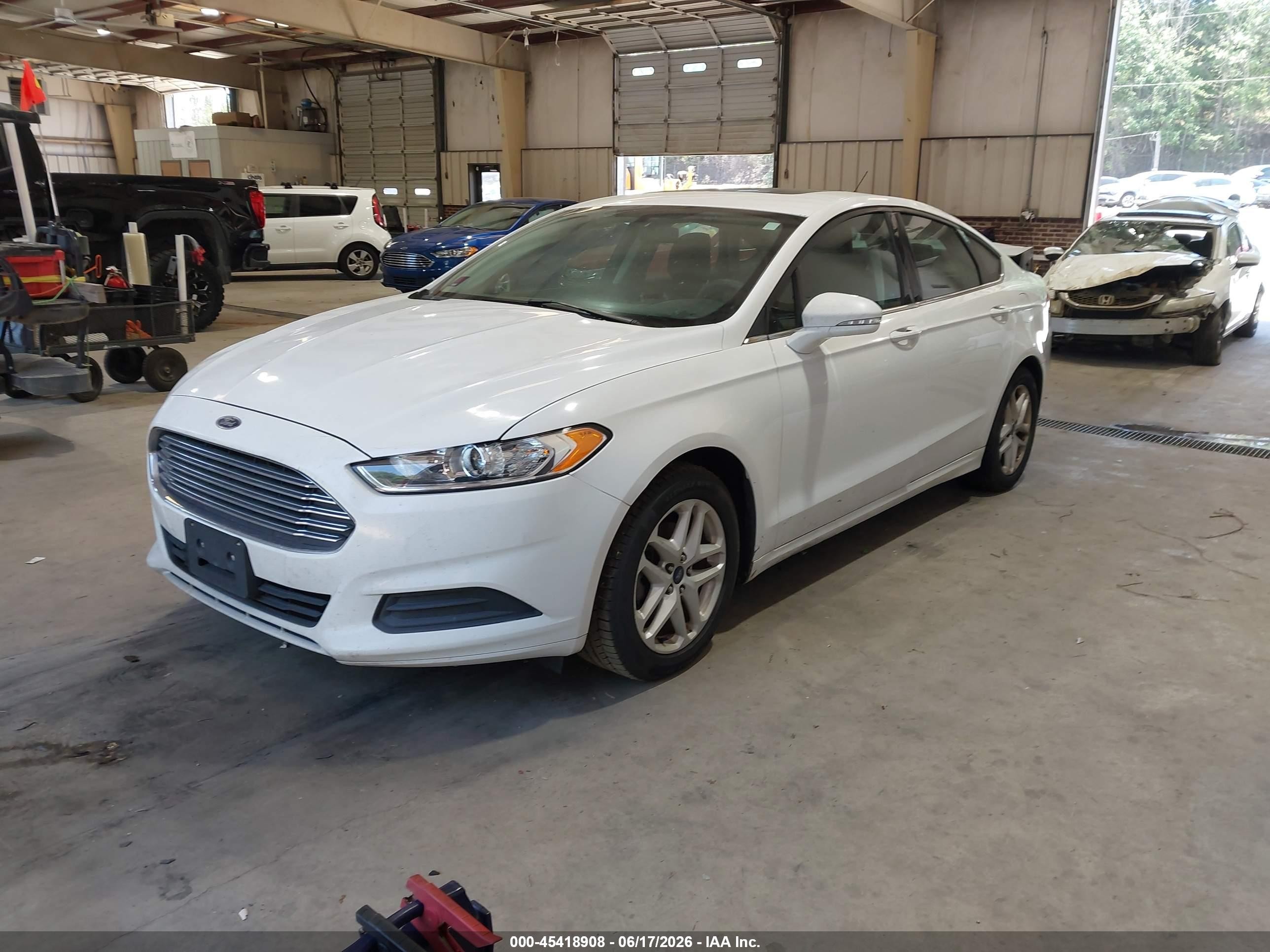 2014 Ford Fusion Se White vin: 3FA6P0HD1ER159197