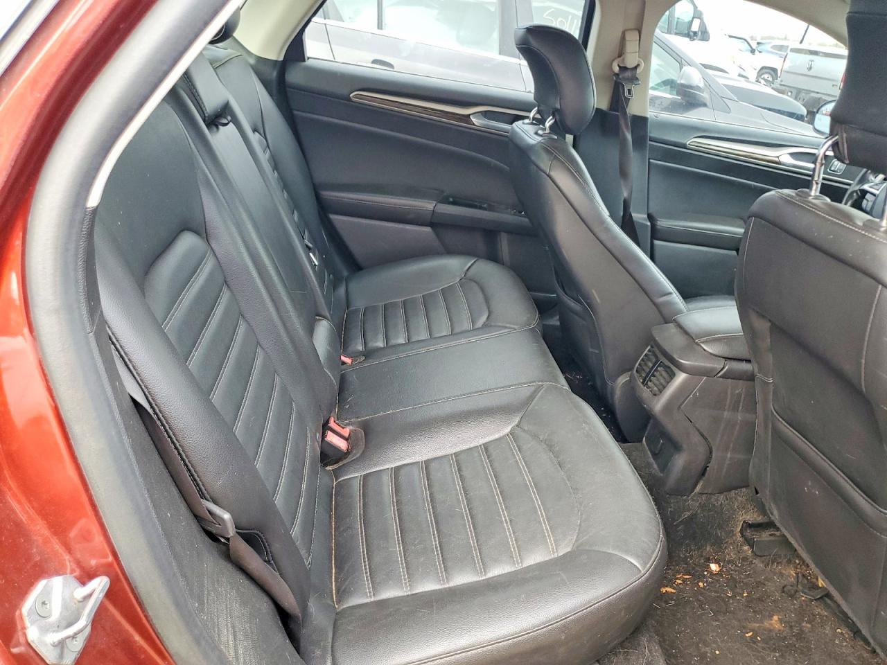 2014 Ford Fusion Se Red vin: 3FA6P0HD1ER183886