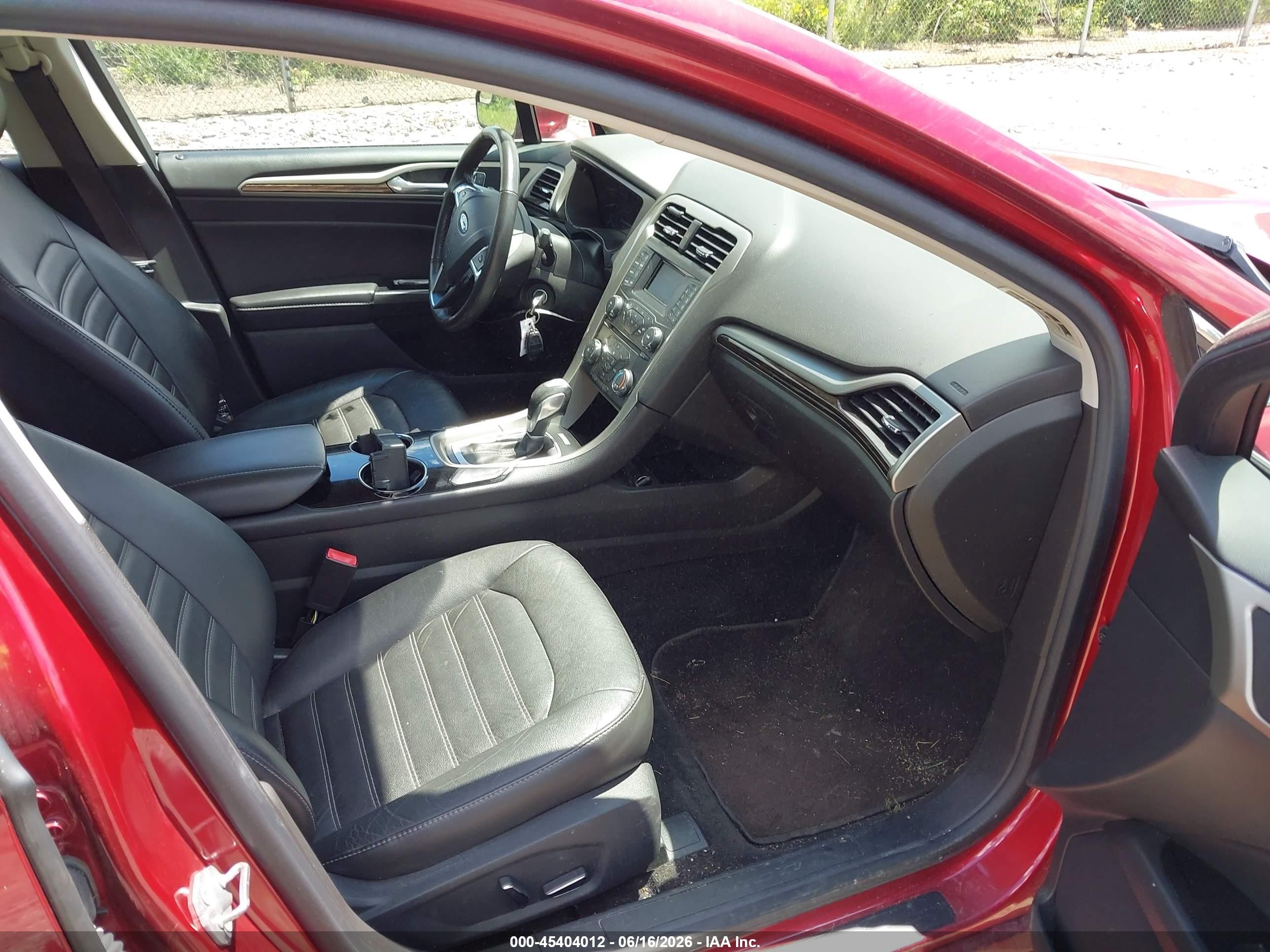 2014 Ford Fusion Se Red vin: 3FA6P0HD1ER191776