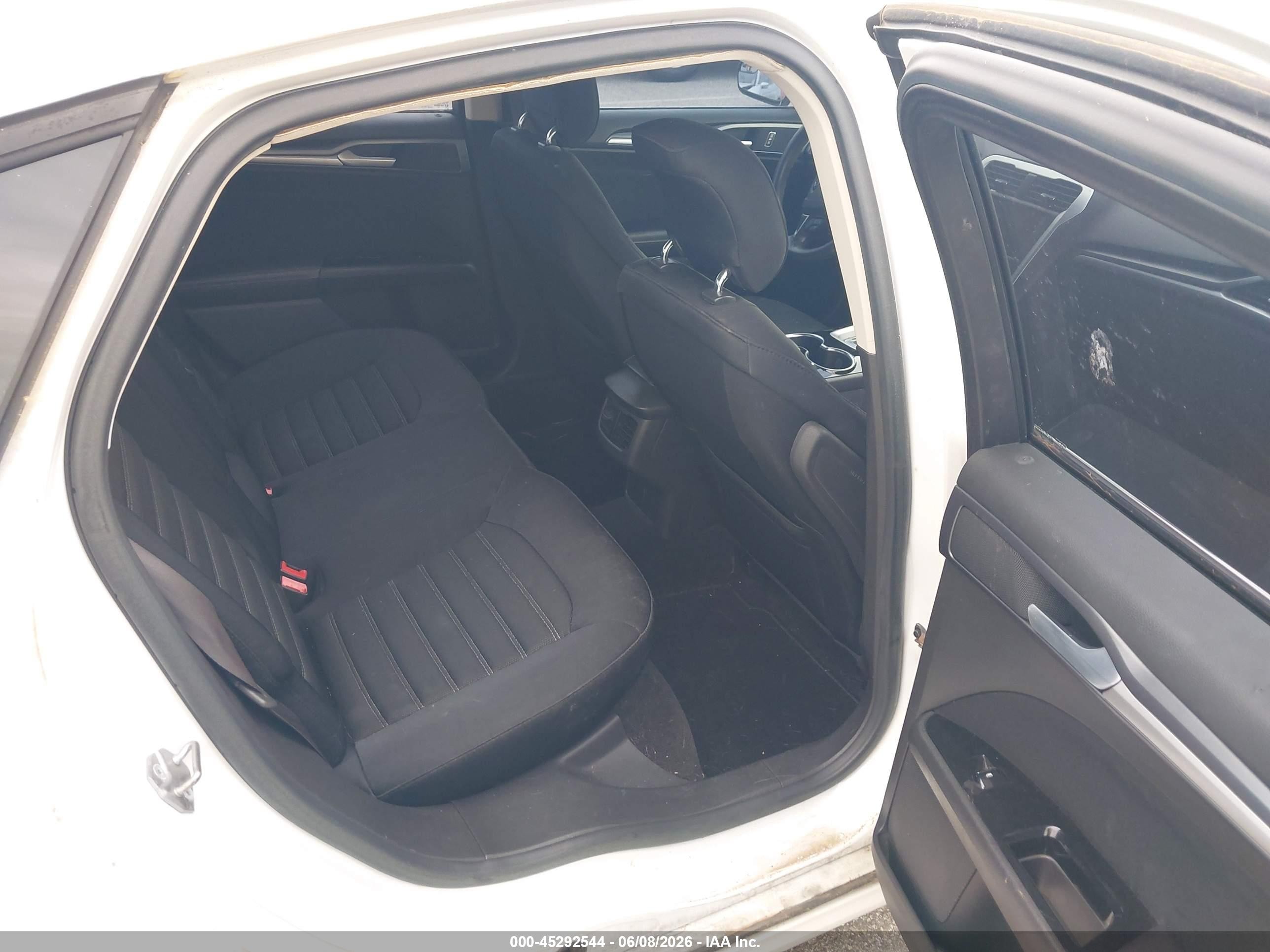 2014 Ford Fusion Se White vin: 3FA6P0HD1ER218457