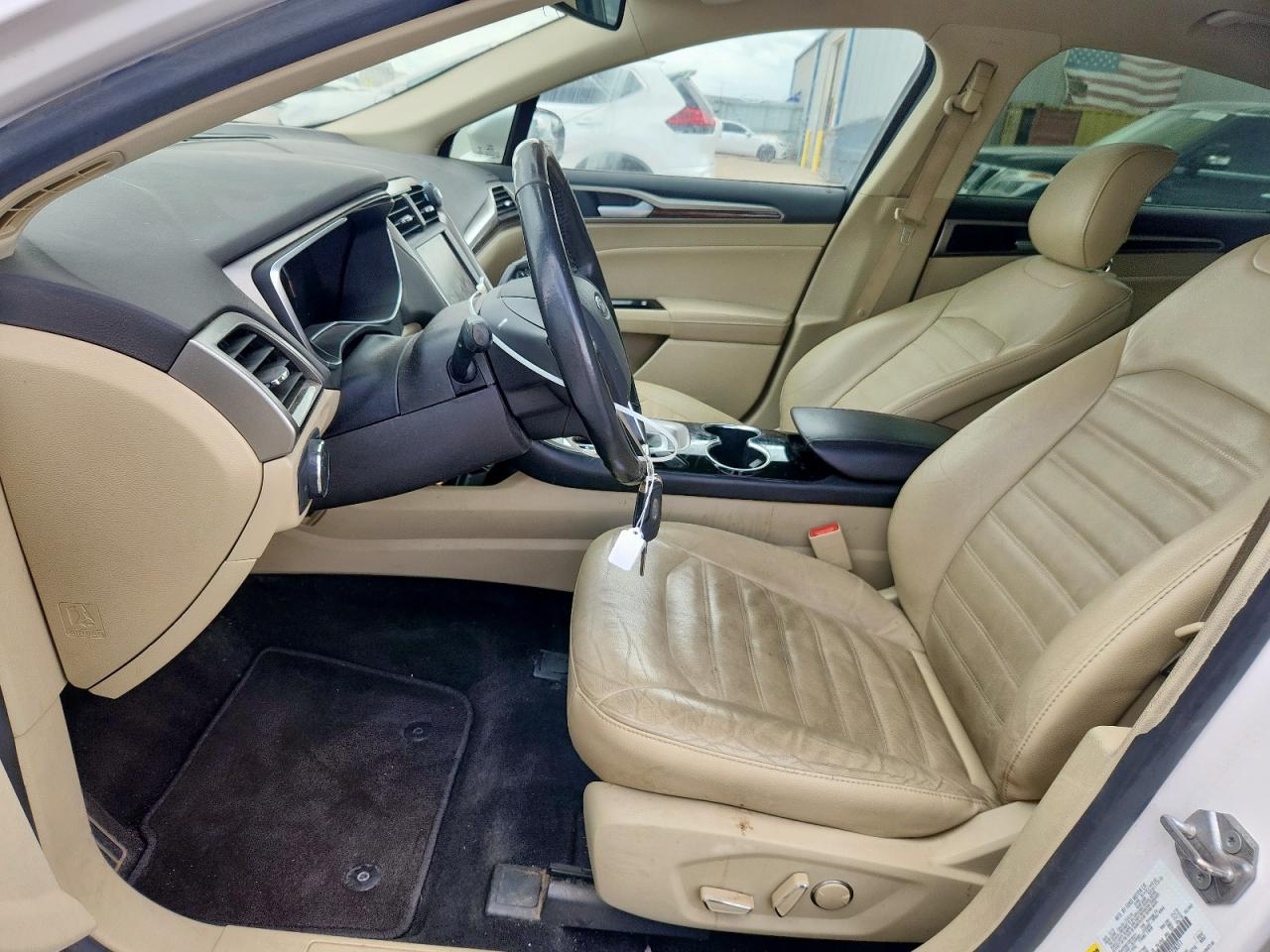 2014 Ford Fusion Se White vin: 3FA6P0HD1ER228311