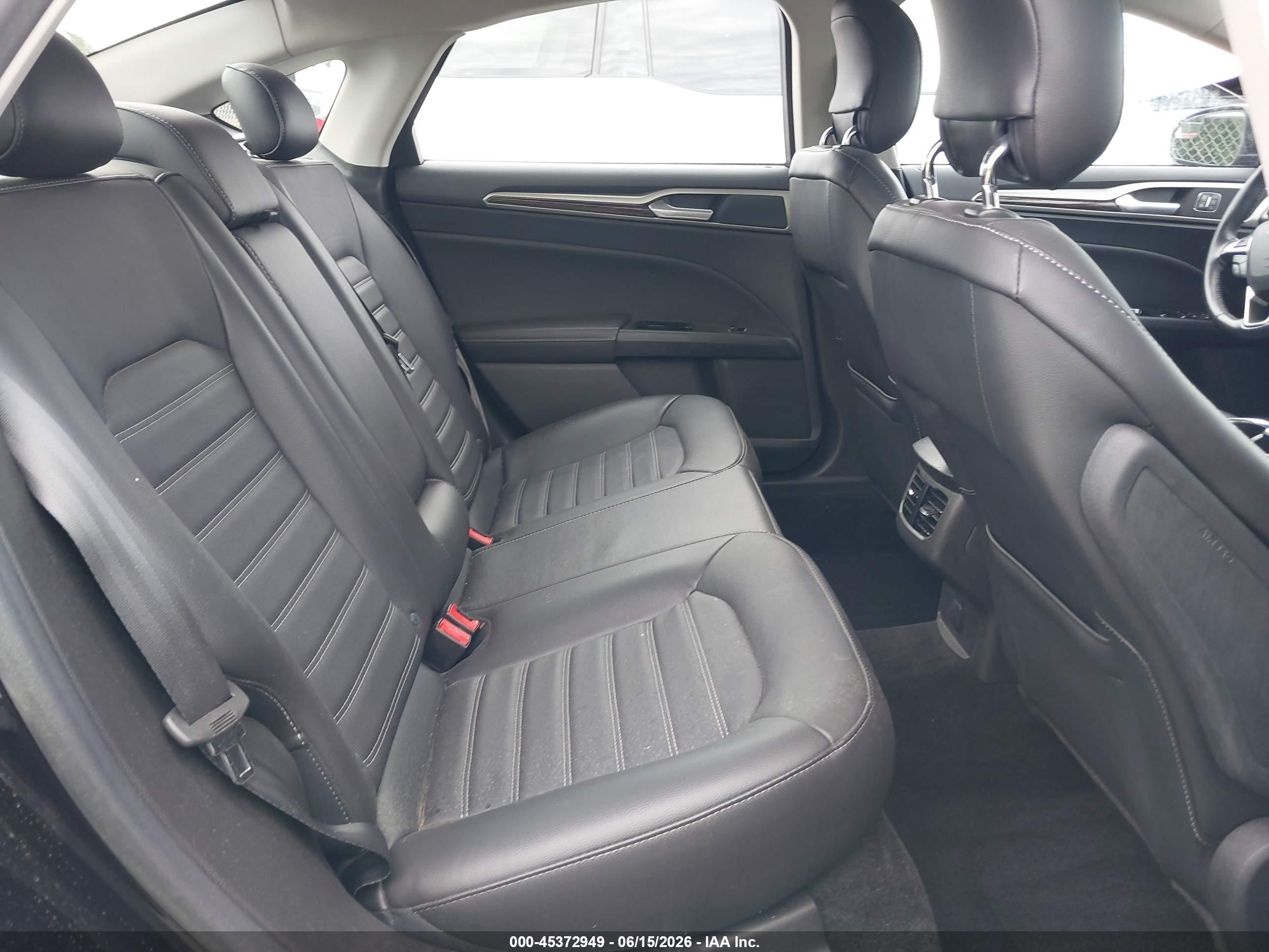 2014 Ford Fusion Se Black vin: 3FA6P0HD1ER375468