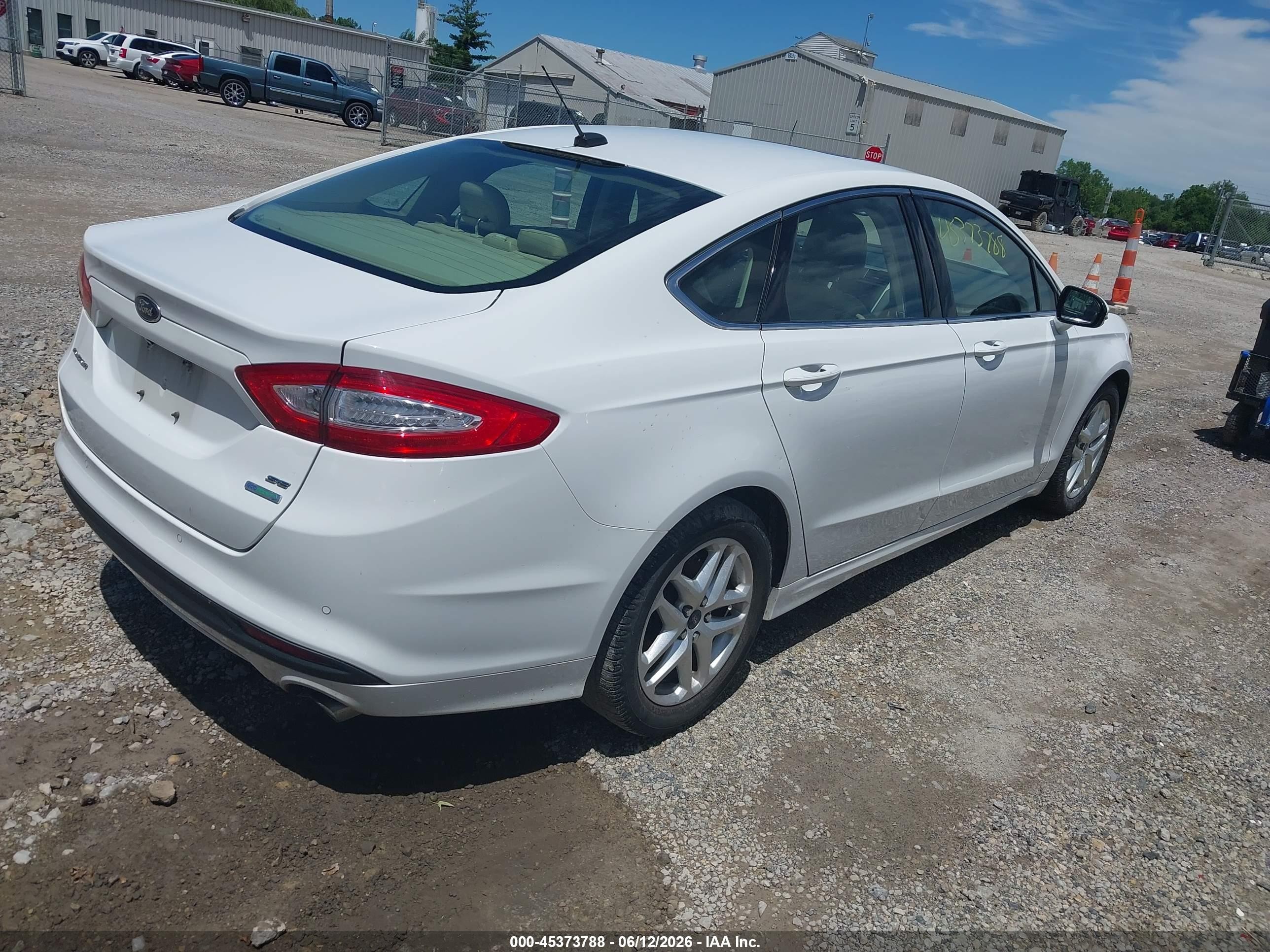 2014 Ford Fusion Se White vin: 3FA6P0HD1ER388656