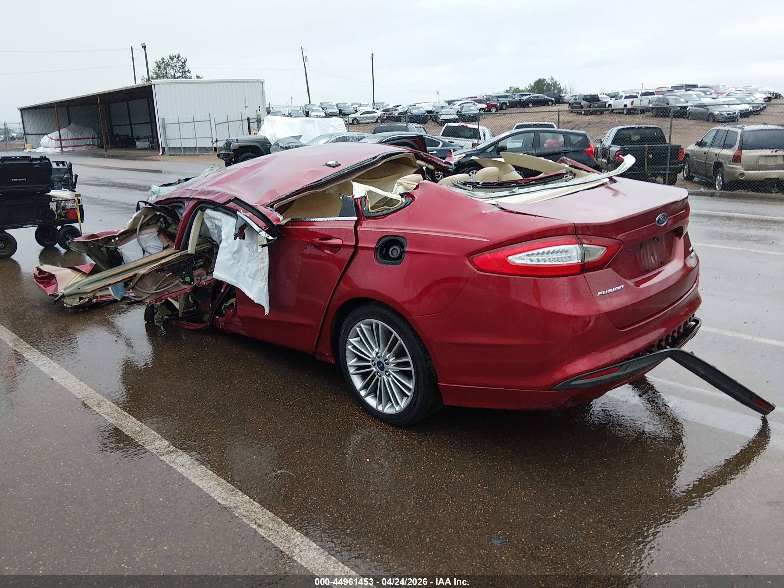 2015 Ford Fusion Se Burgundy vin: 3FA6P0HD1FR135046