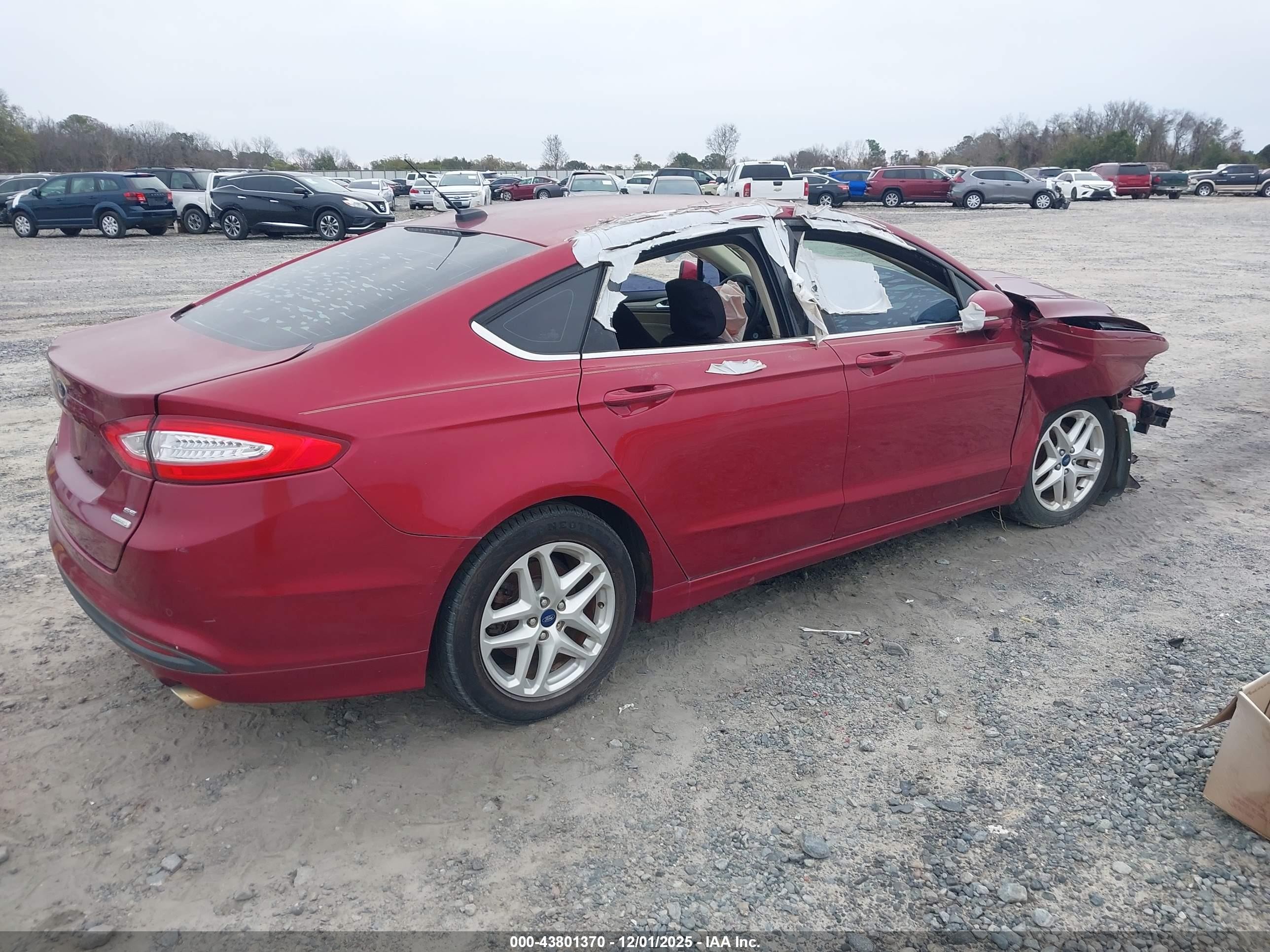 2015 Ford Fusion Se Красный vin: 3FA6P0HD1FR202809