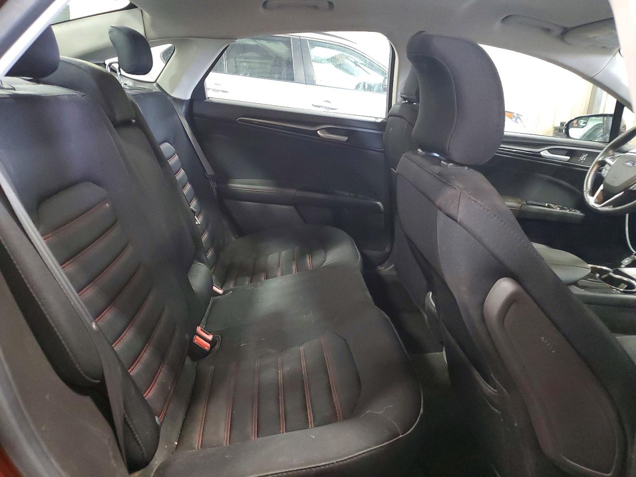 2015 Ford Fusion Se Maroon vin: 3FA6P0HD1FR206195