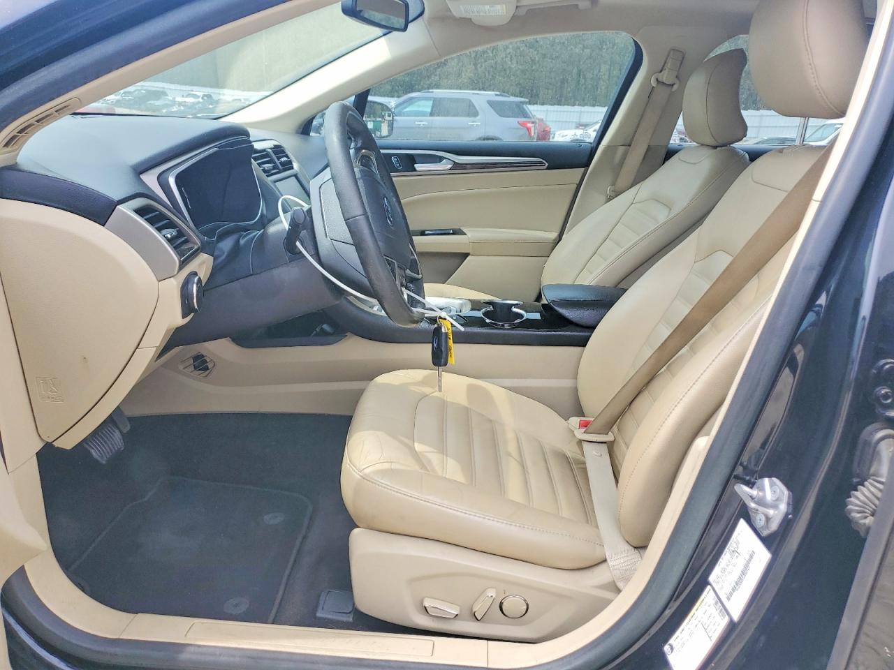 2016 Ford Fusion Se Black vin: 3FA6P0HD1GR402445