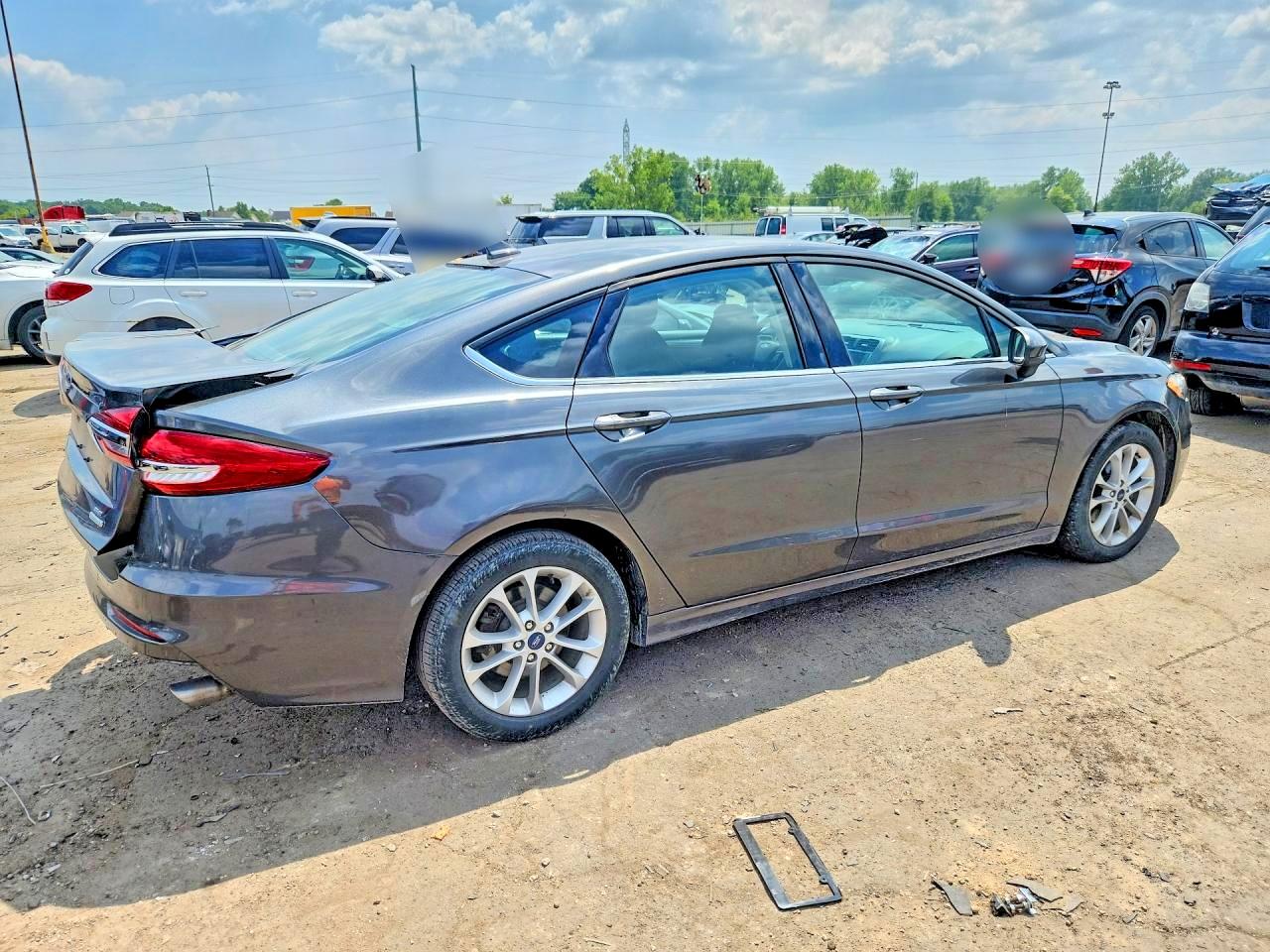 2020 Ford Fusion Se Gray vin: 3FA6P0HD1LR167586