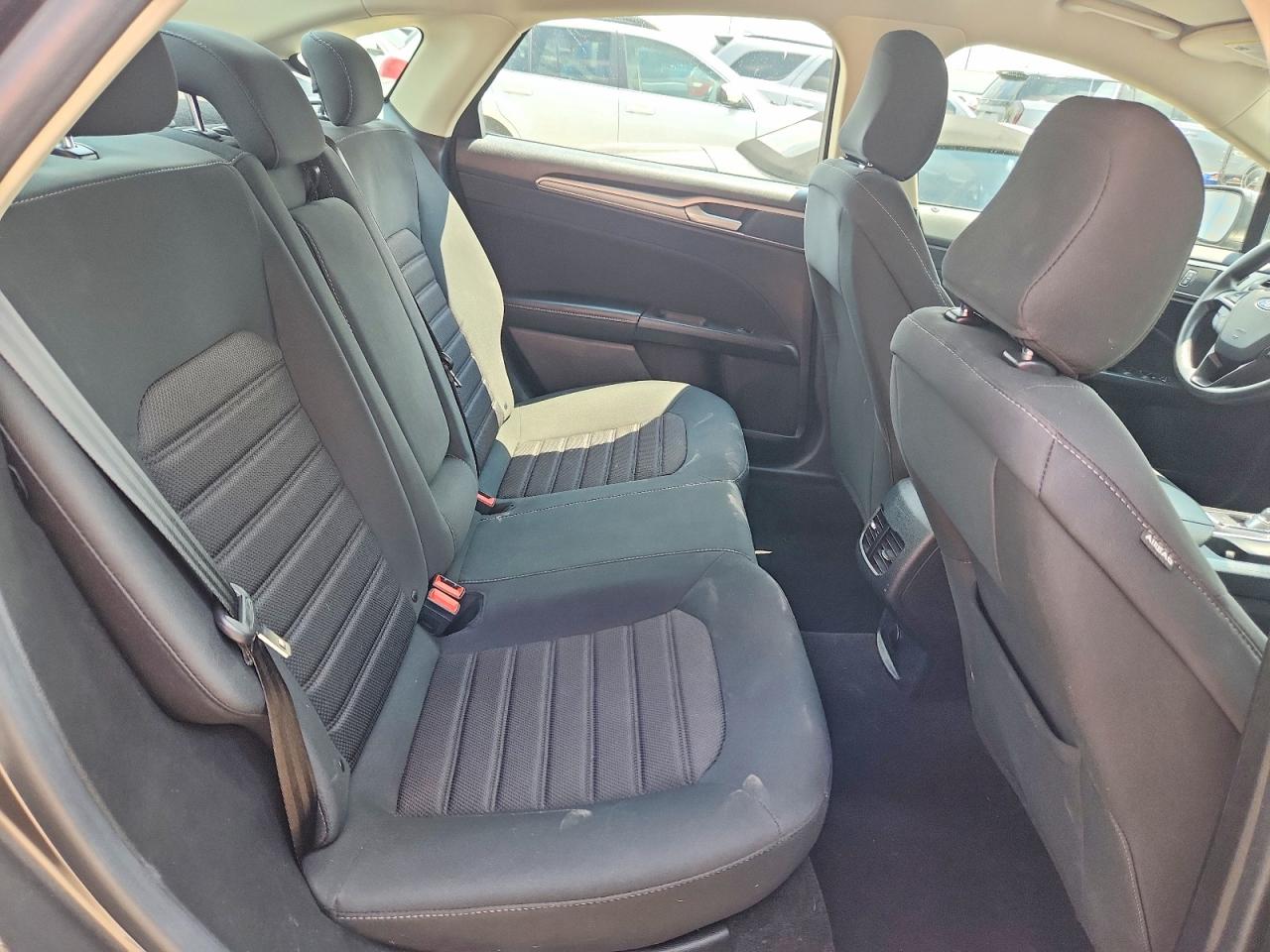 2020 Ford Fusion Se Gray vin: 3FA6P0HD1LR167586