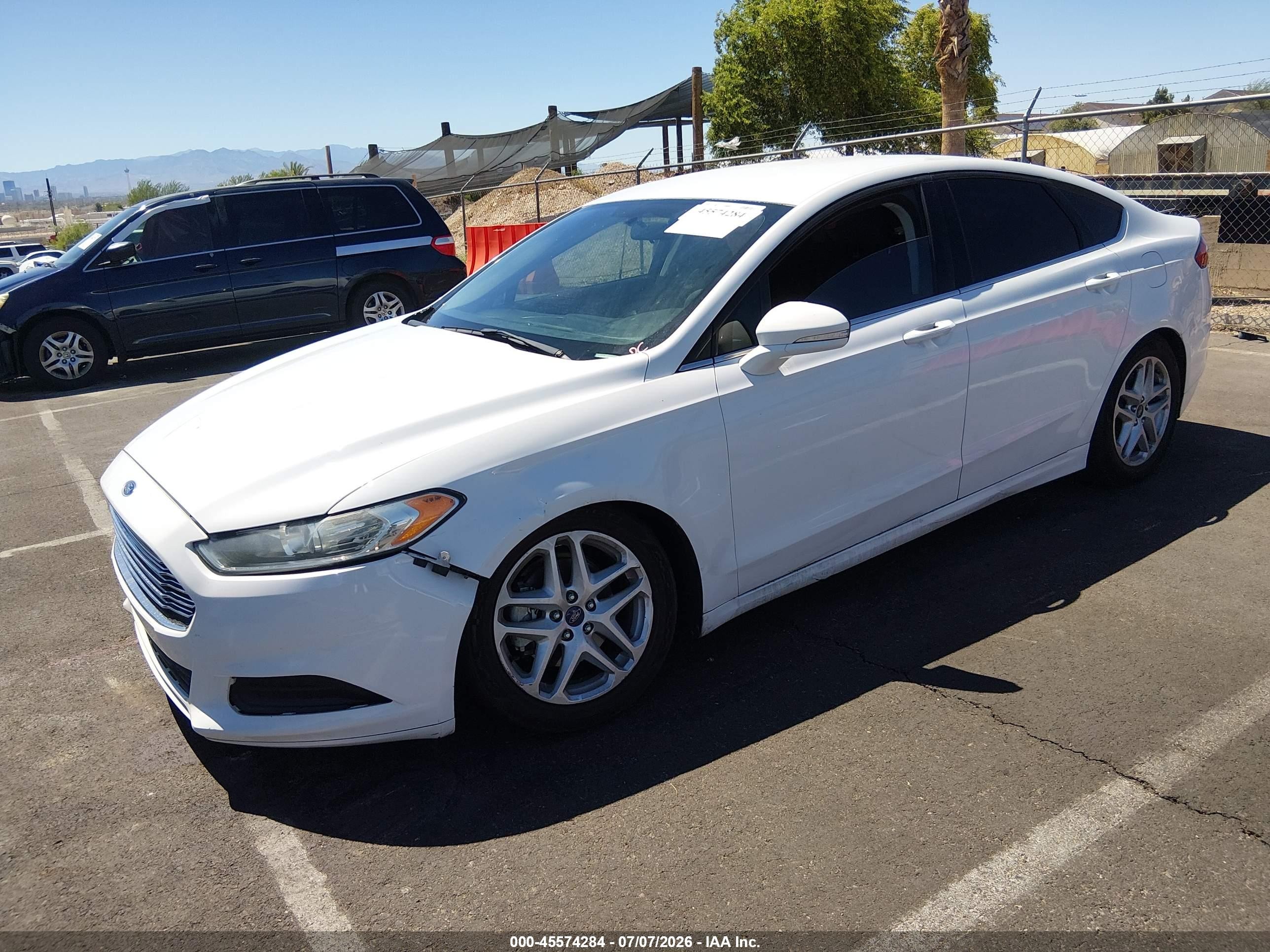 2014 Ford Fusion Se Белый vin: 3FA6P0HD2ER150637