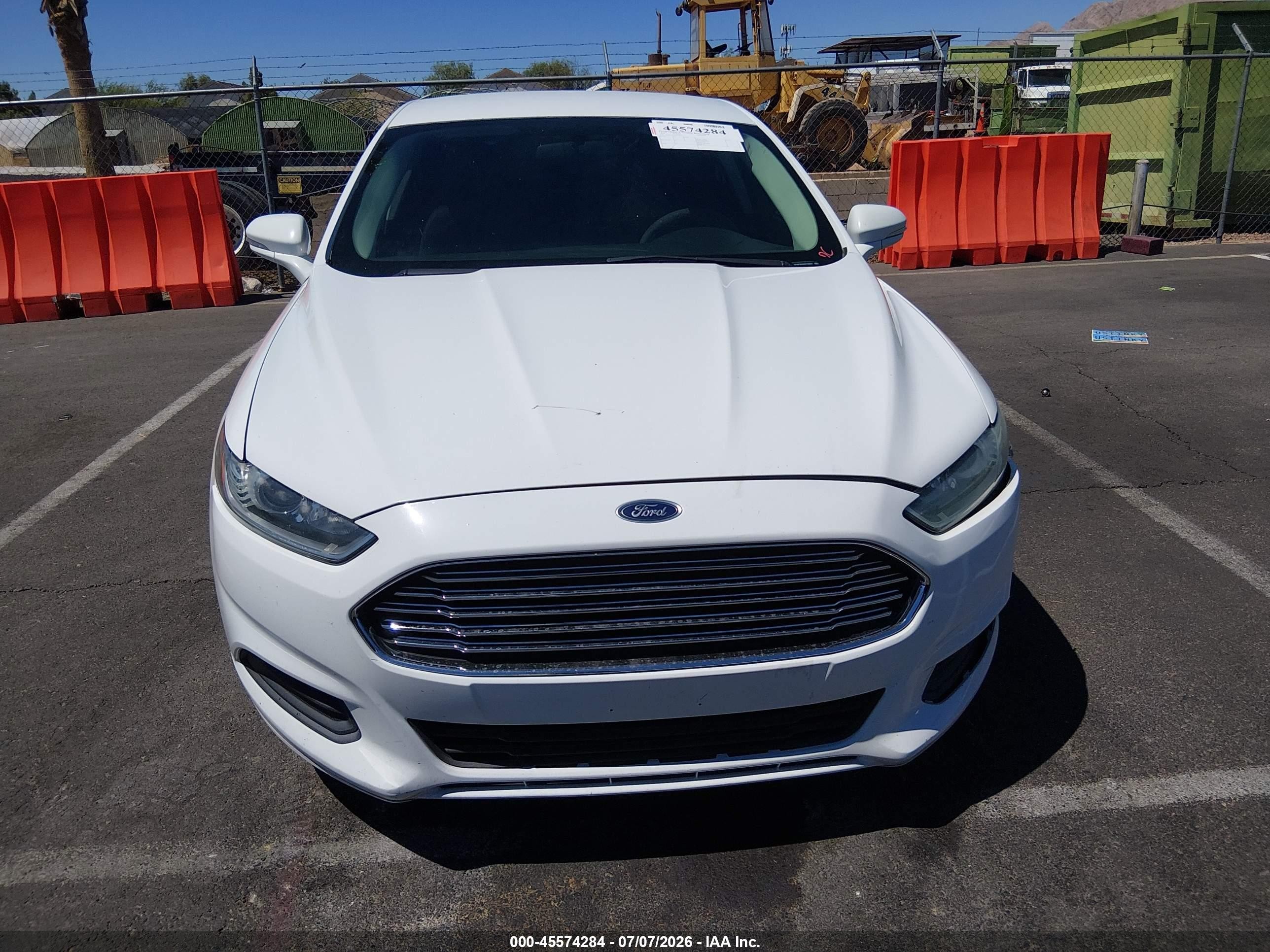 2014 Ford Fusion Se Белый vin: 3FA6P0HD2ER150637