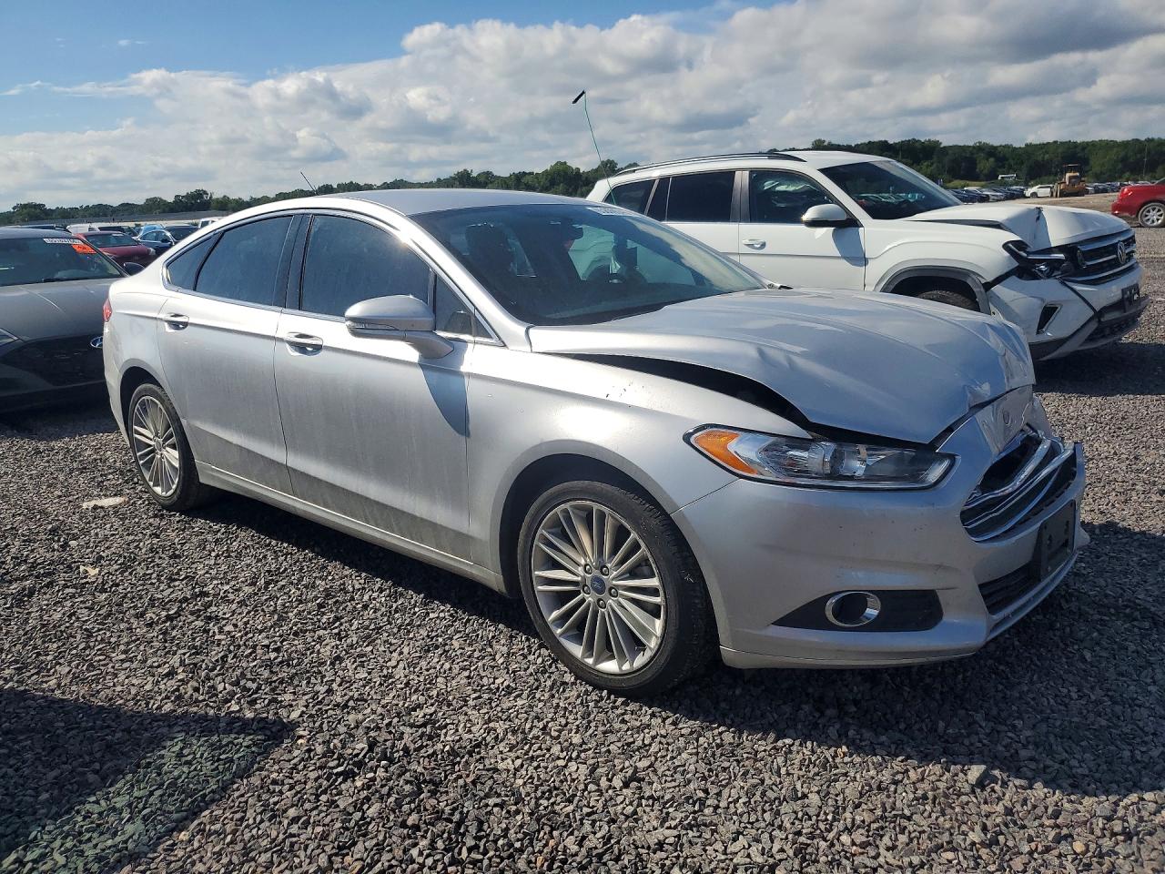 2014 Ford Fusion Se Silver vin: 3FA6P0HD2ER169558