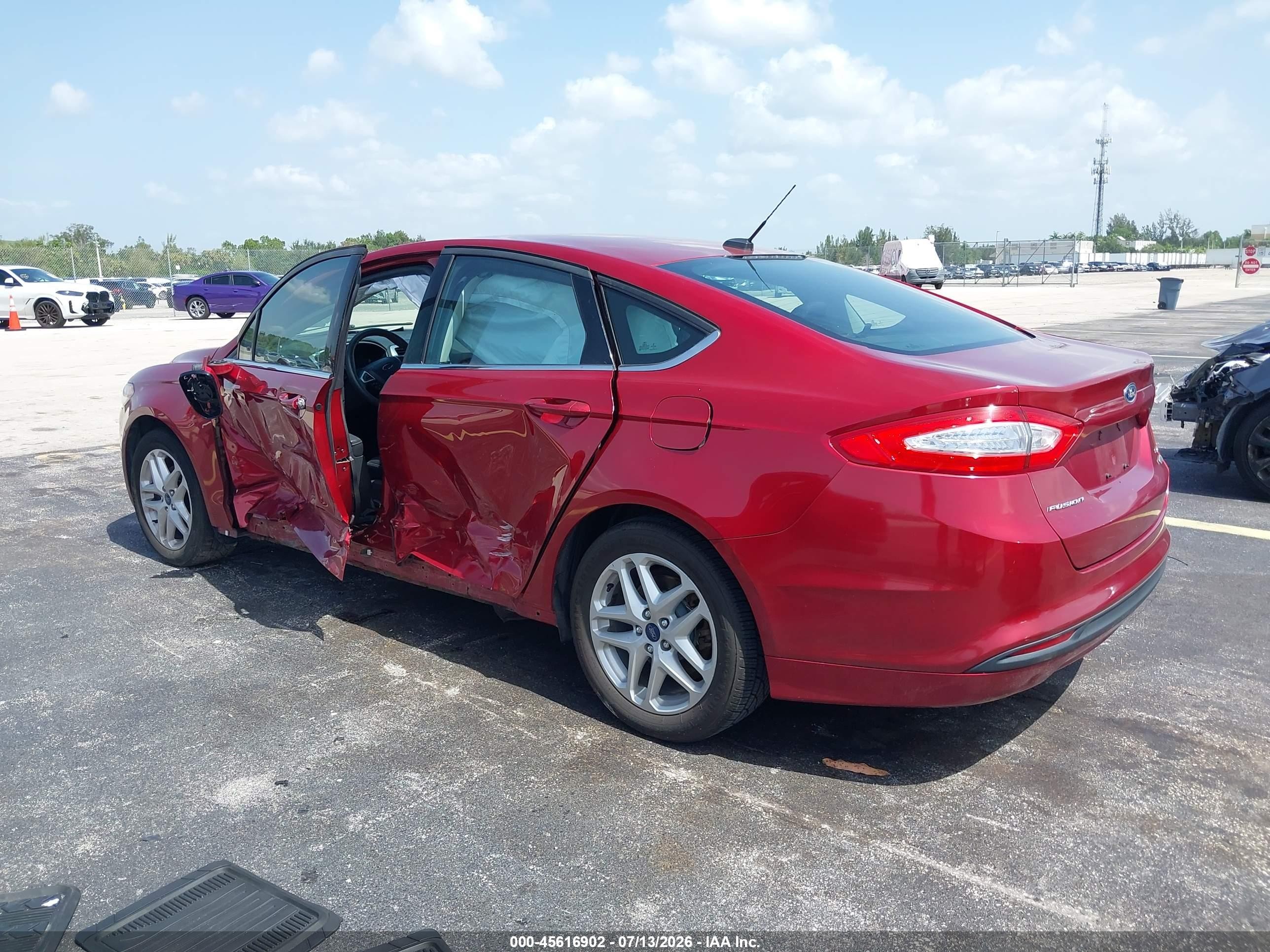 2014 Ford Fusion Se Red vin: 3FA6P0HD2ER191480