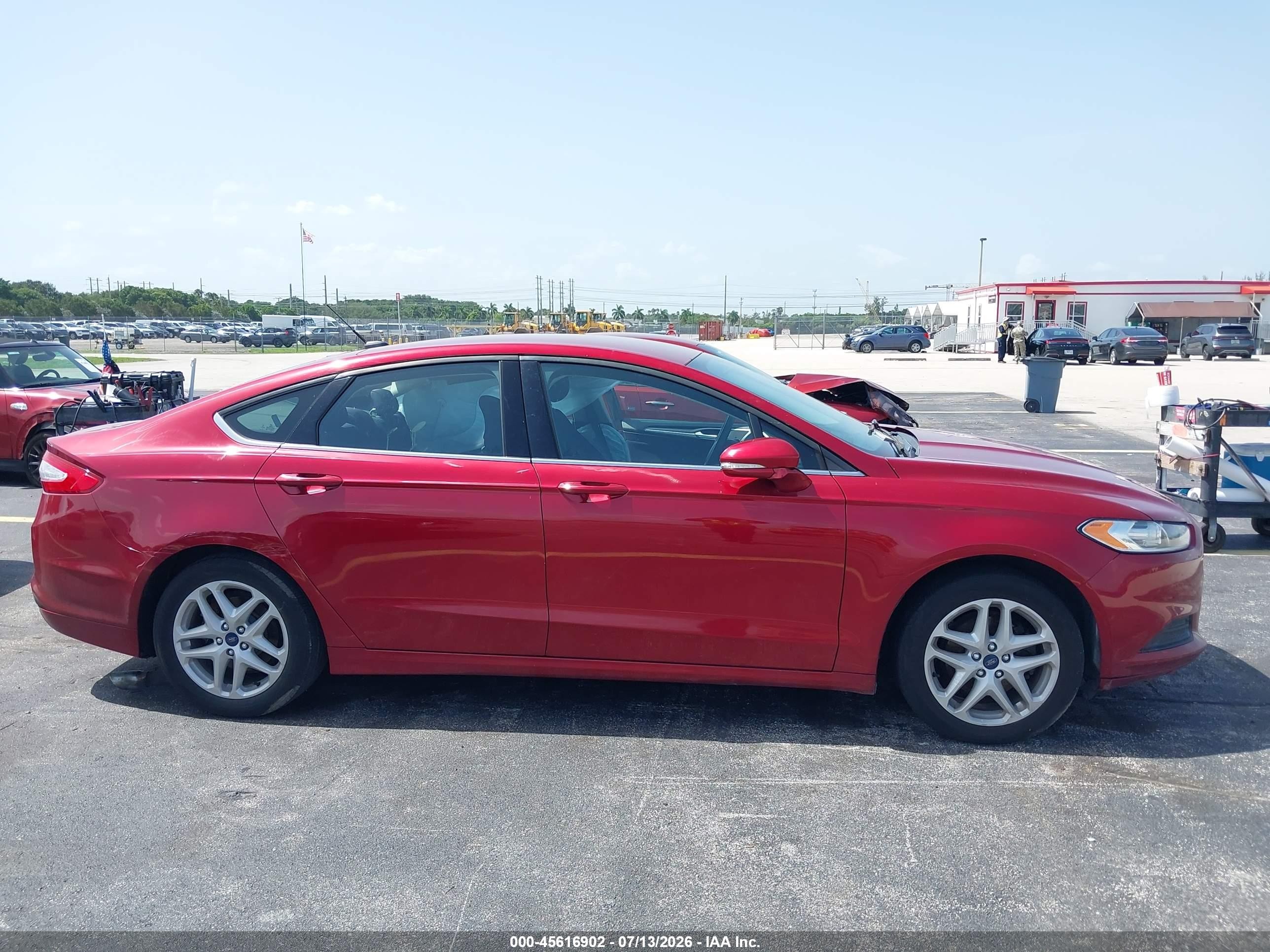 2014 Ford Fusion Se Red vin: 3FA6P0HD2ER191480