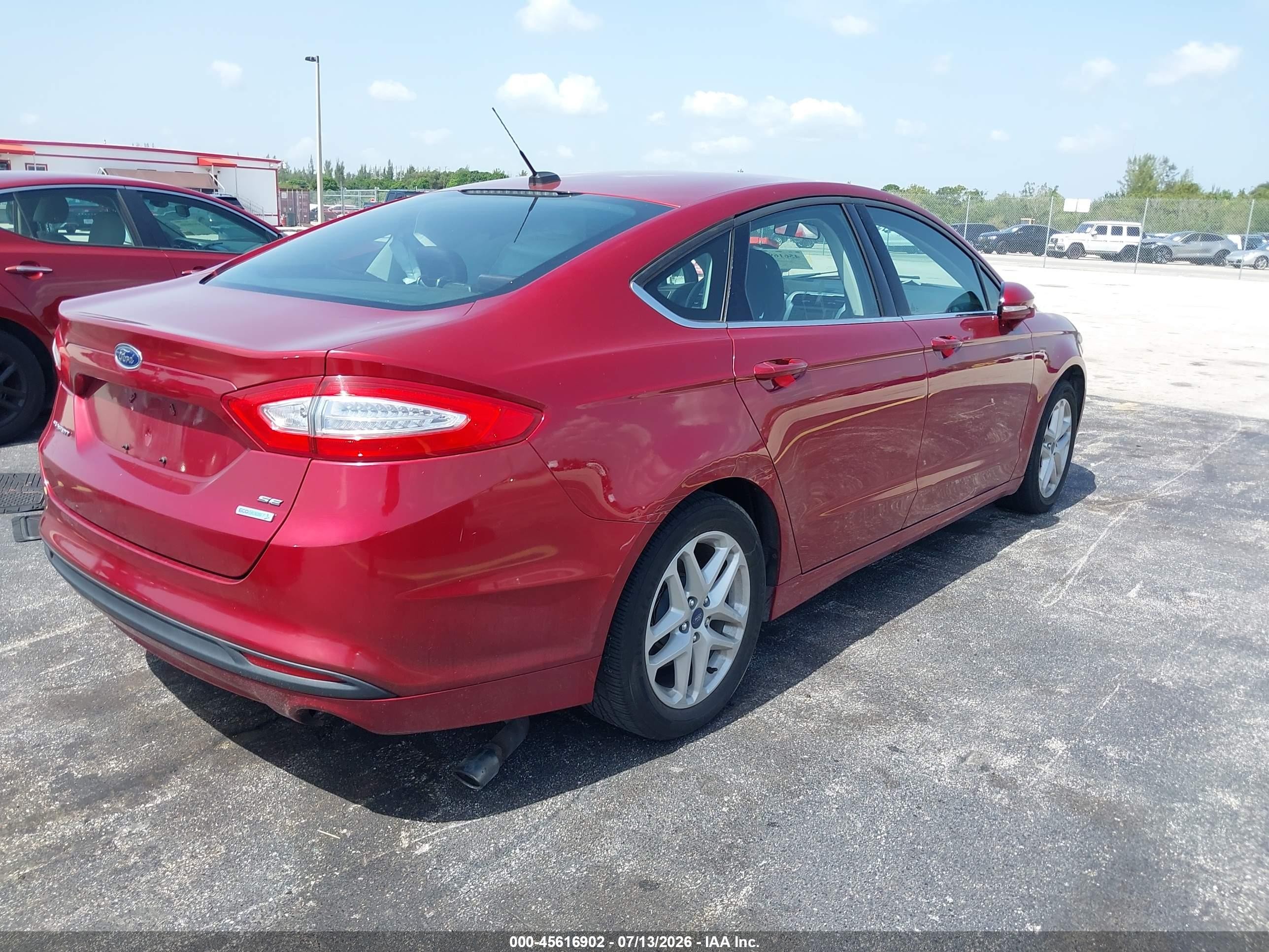 2014 Ford Fusion Se Red vin: 3FA6P0HD2ER191480