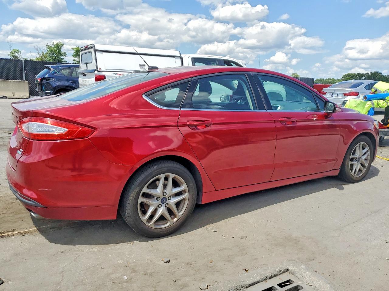 2014 Ford Fusion Se Red vin: 3FA6P0HD2ER191561