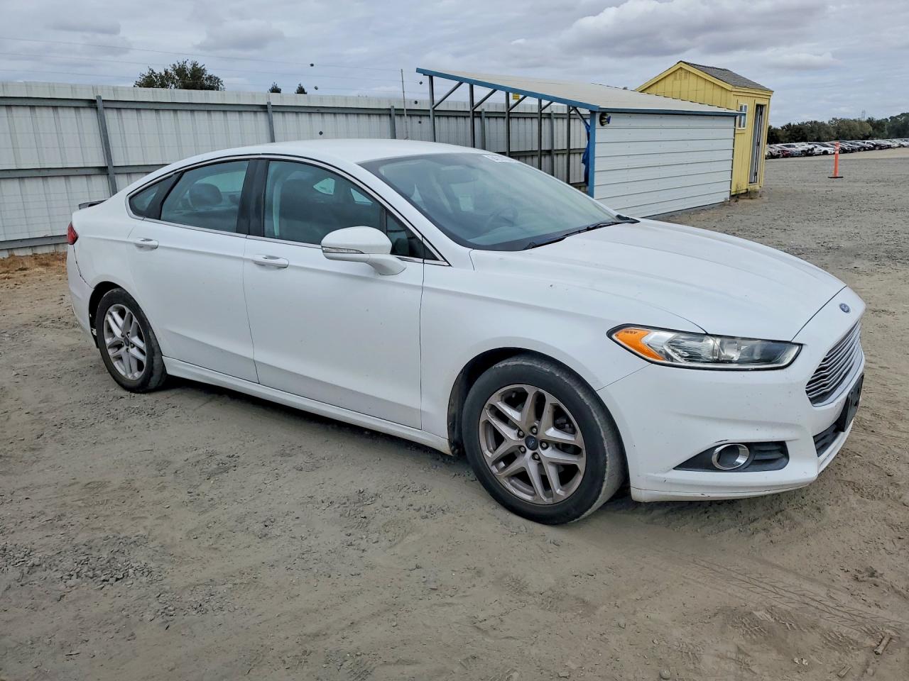 2014 Ford Fusion Se White vin: 3FA6P0HD2ER214708
