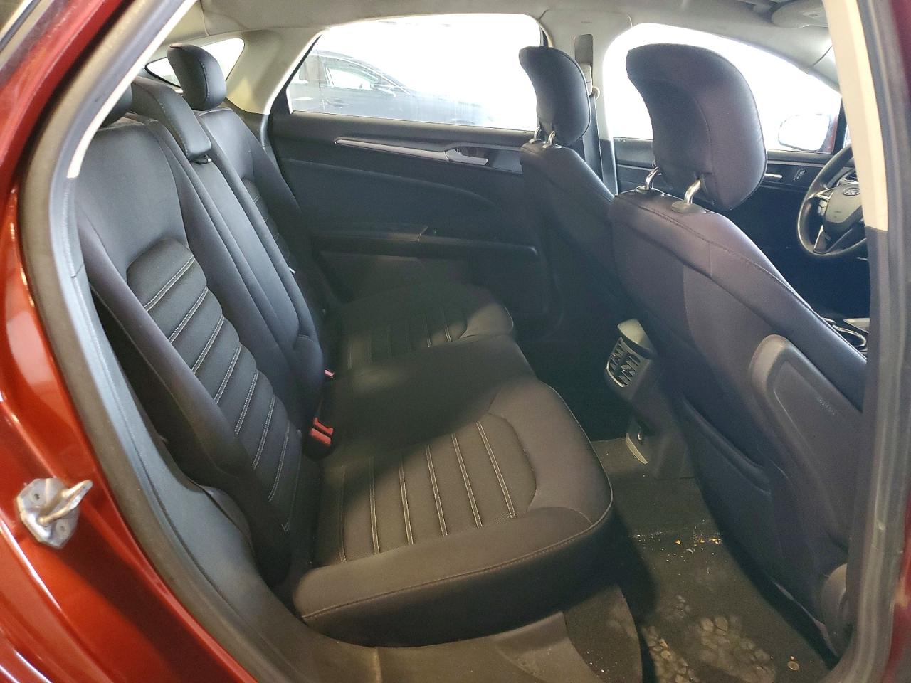 2014 Ford Fusion Se Burgundy vin: 3FA6P0HD2ER217995