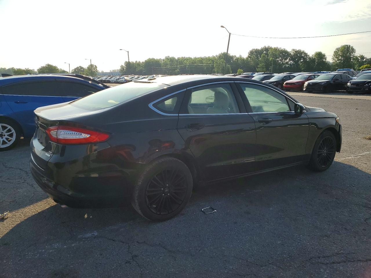 2014 Ford Fusion Se Черный vin: 3FA6P0HD2ER224574