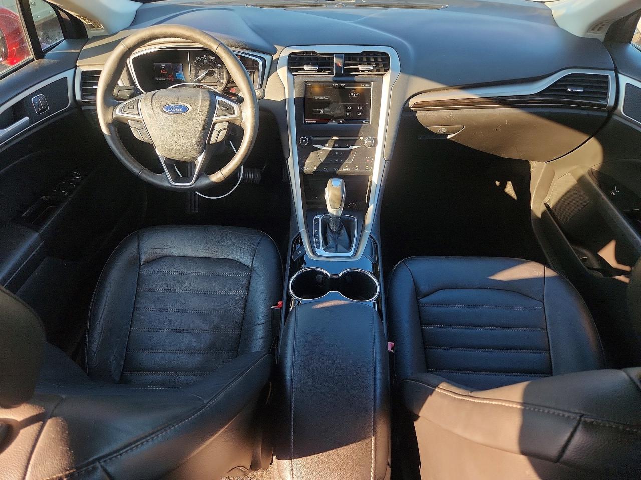 2014 Ford Fusion Se Красный vin: 3FA6P0HD2ER253928