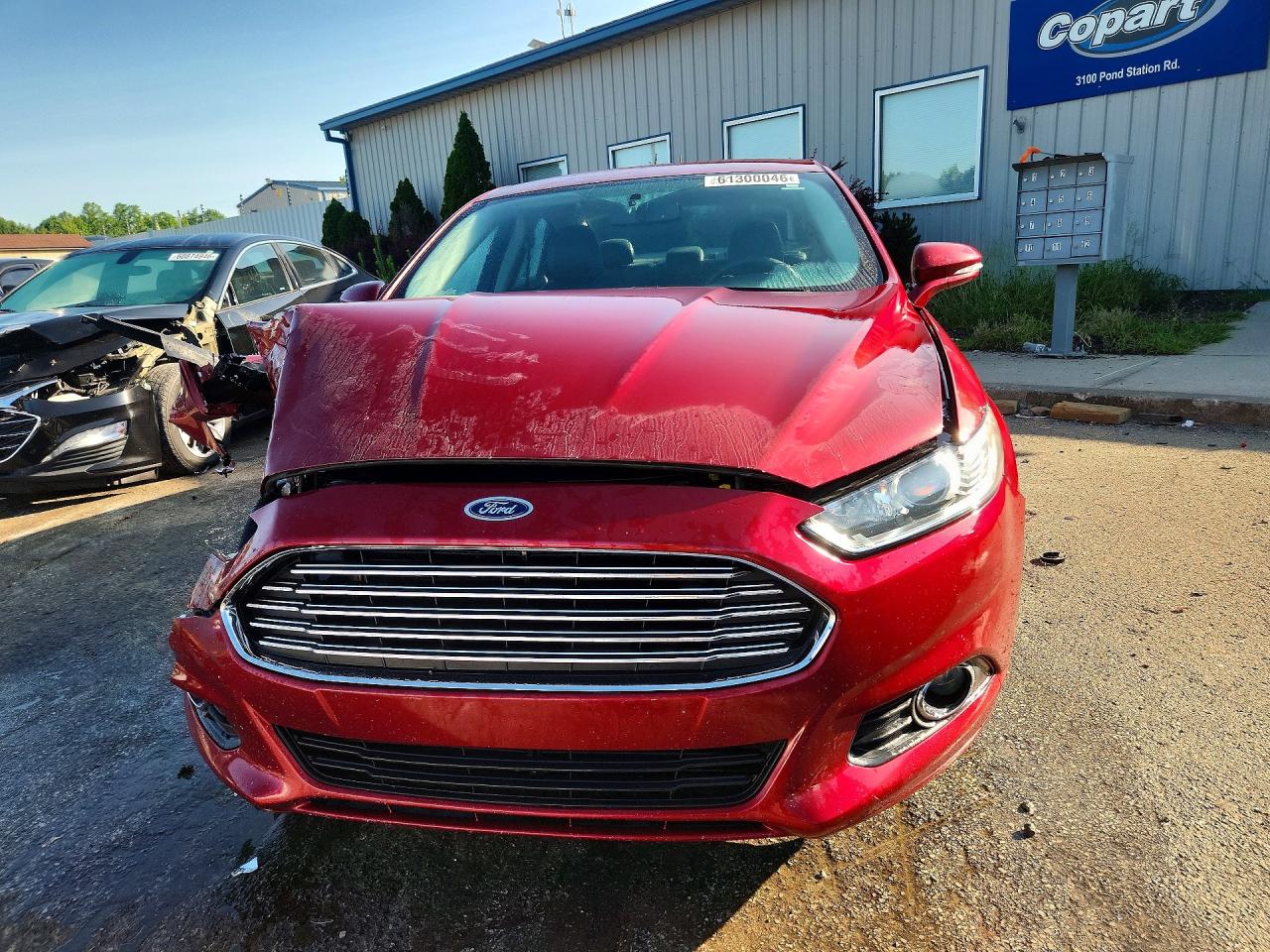 2014 Ford Fusion Se Красный vin: 3FA6P0HD2ER253928