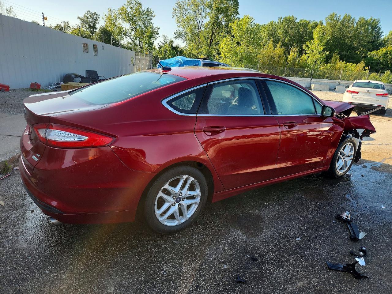 2014 Ford Fusion Se Красный vin: 3FA6P0HD2ER253928