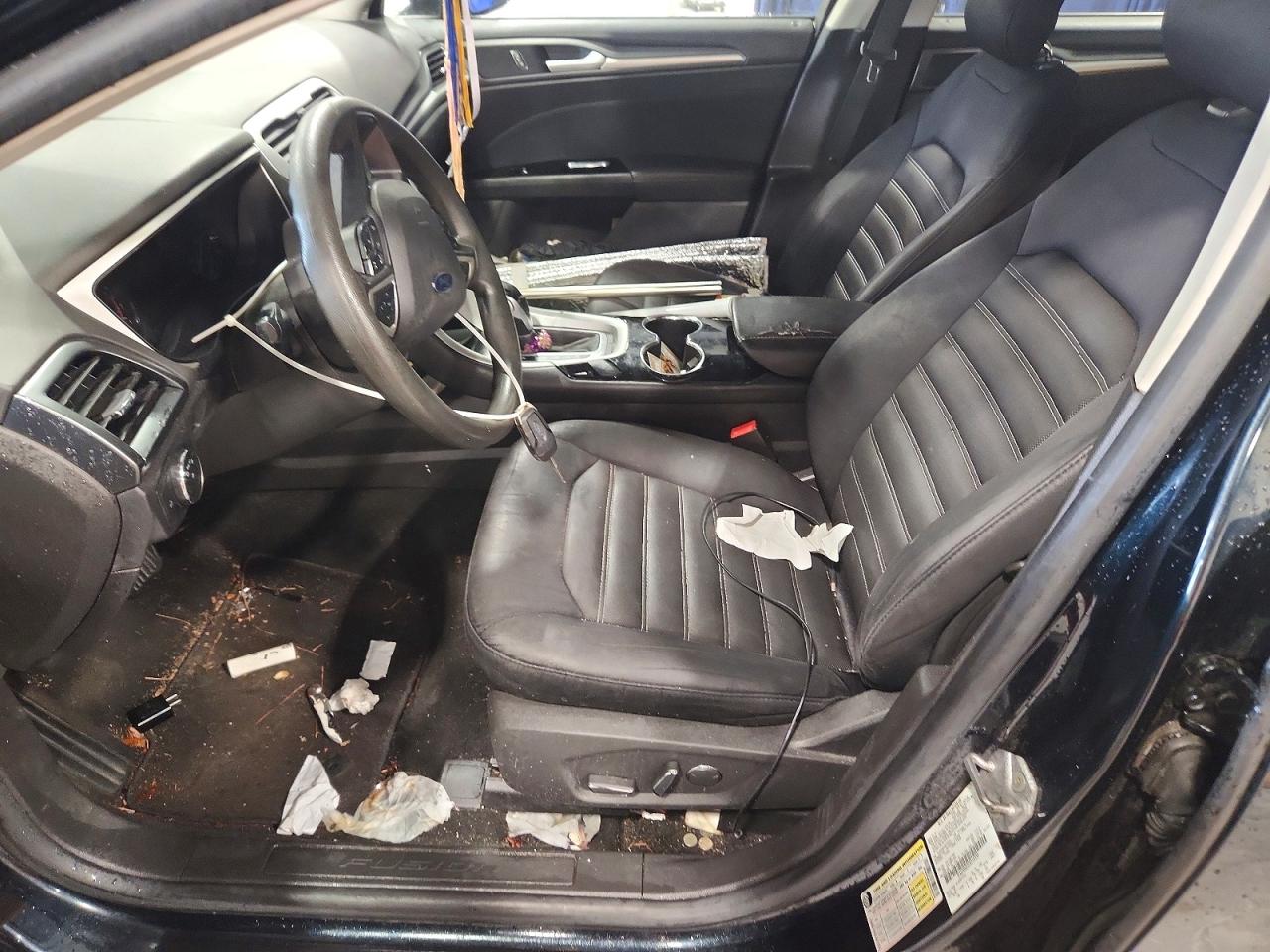 2014 Ford Fusion Se Черный vin: 3FA6P0HD2ER259339