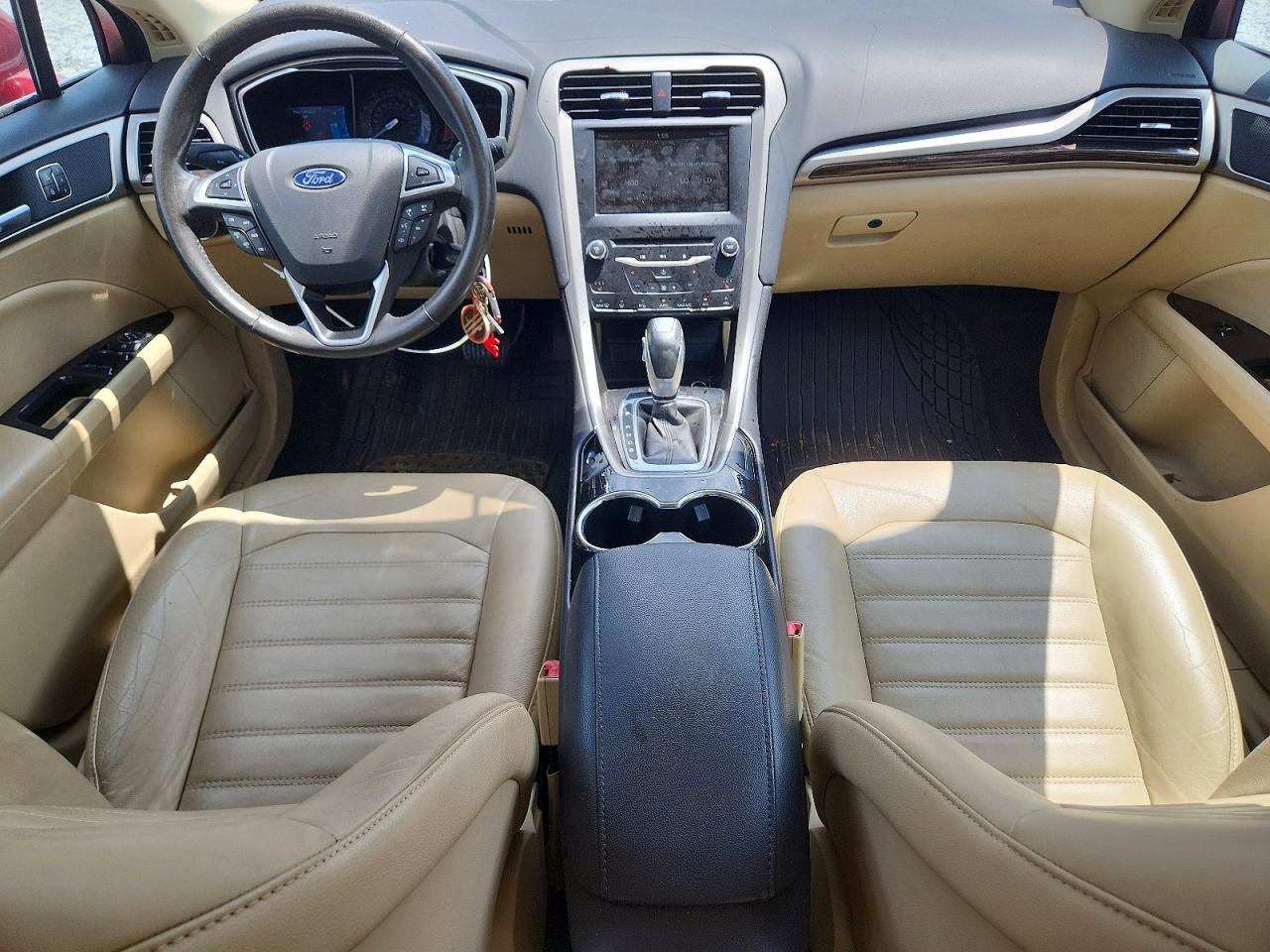 2014 Ford Fusion Se Red vin: 3FA6P0HD2ER327087