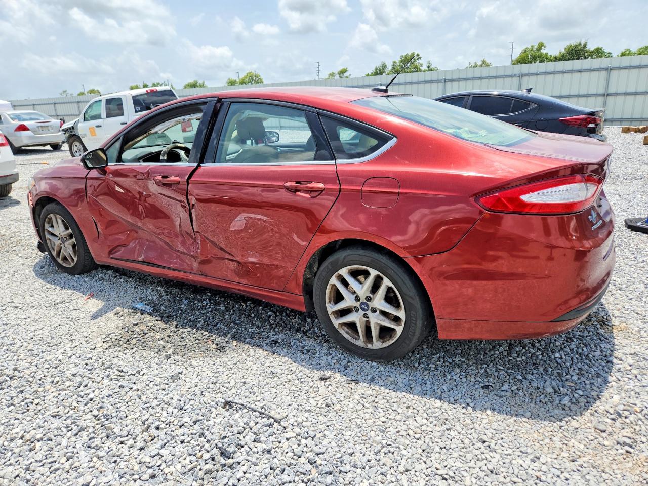 2014 Ford Fusion Se Burgundy vin: 3FA6P0HD2ER335321