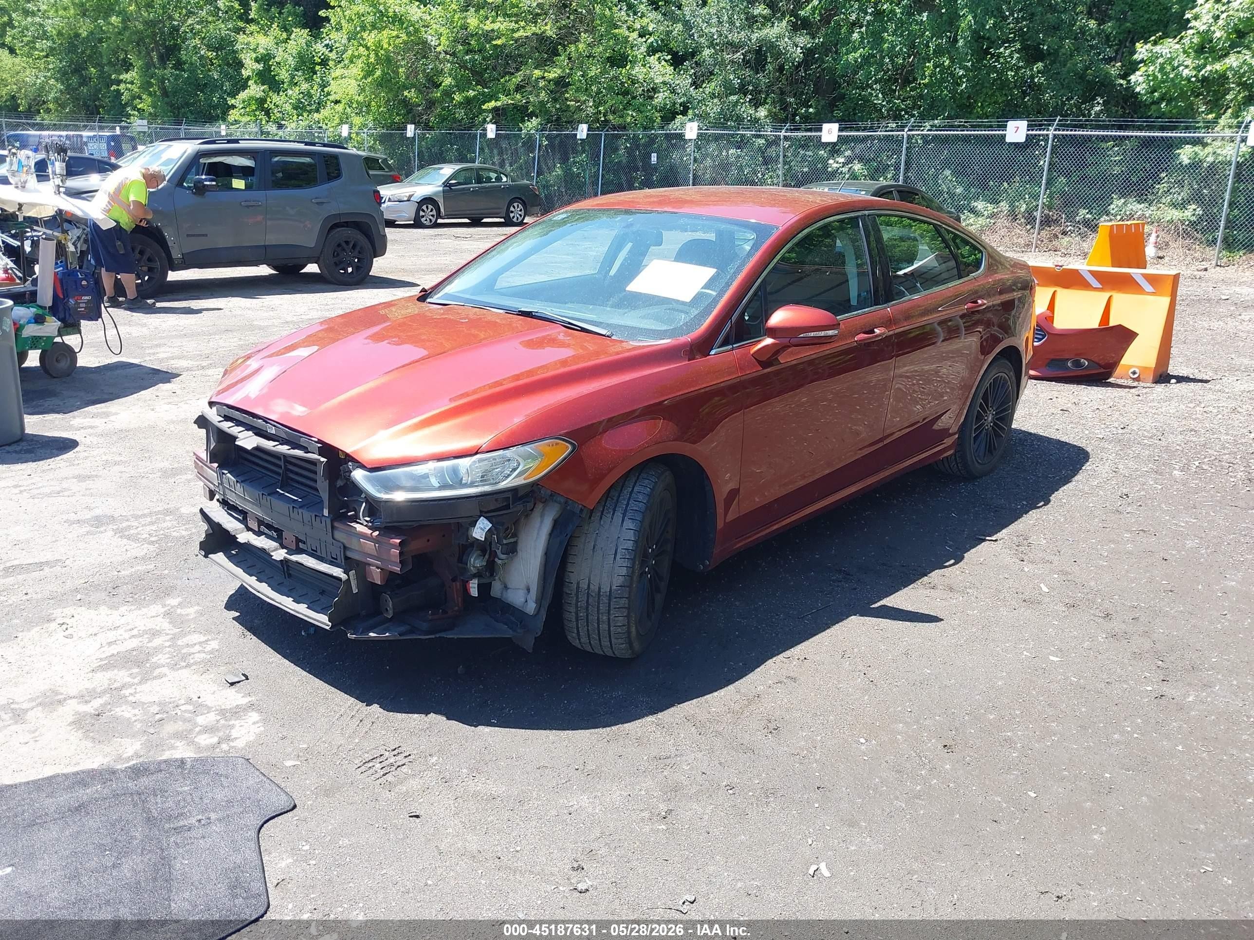 2014 Ford Fusion Se Red vin: 3FA6P0HD2ER351017