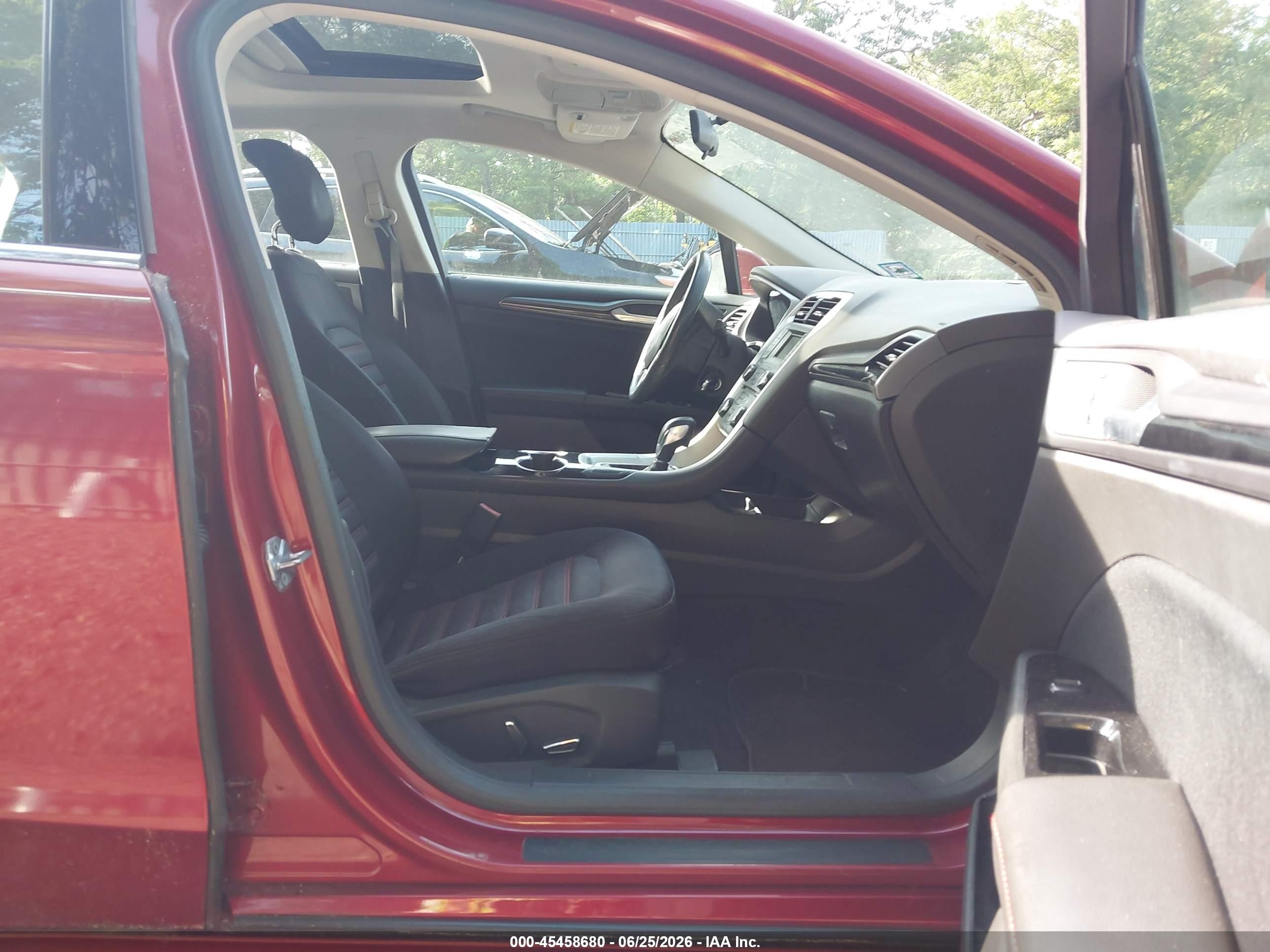 2015 Ford Fusion Se Red vin: 3FA6P0HD2FR101374